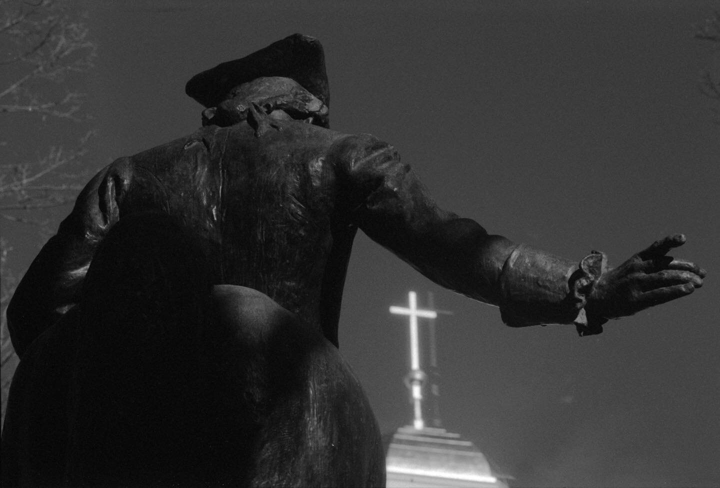 North End, Boston. Nikon F w/ Ilford HP5+ 35mm.