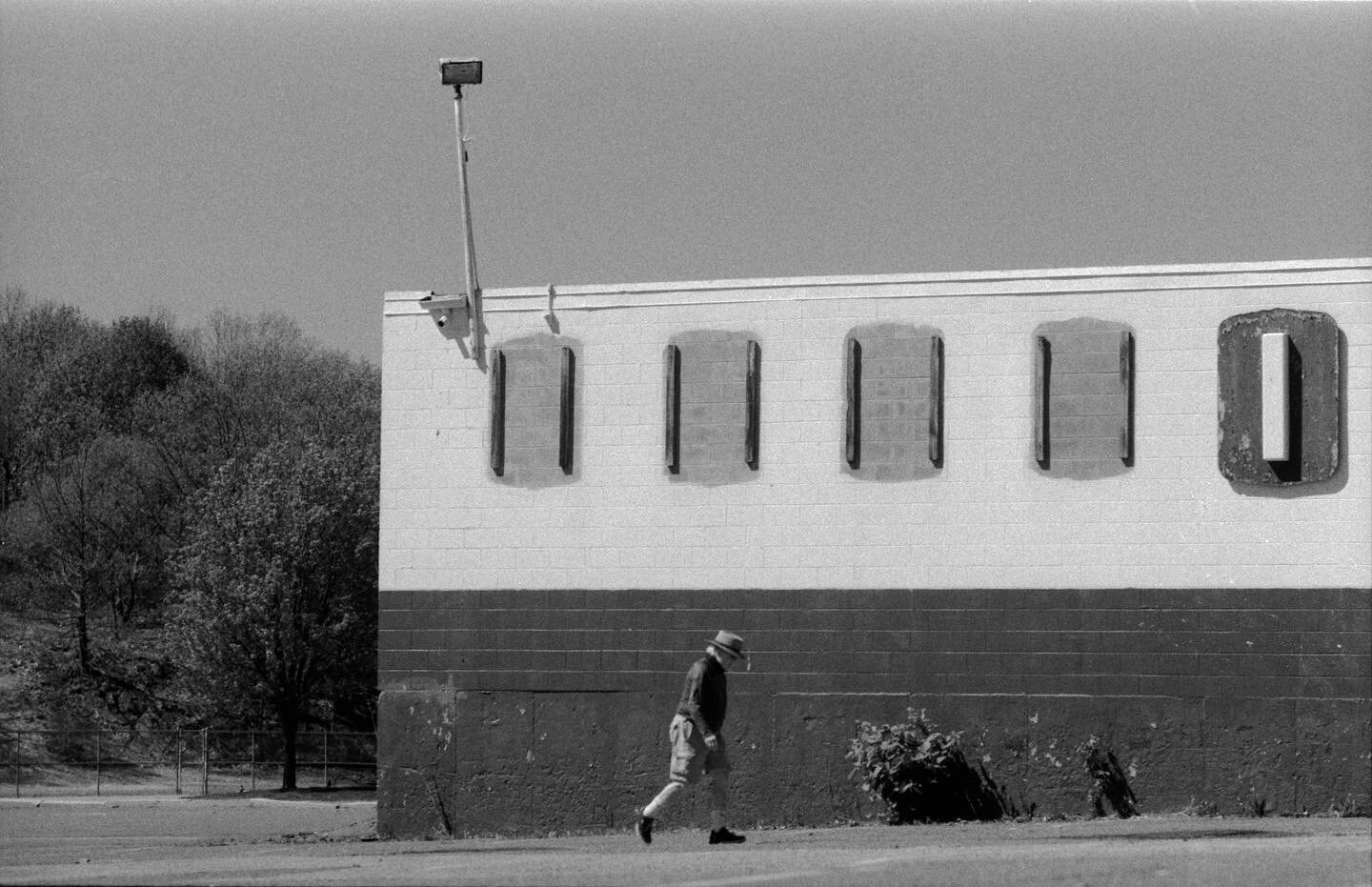 Beverly, MA. Nikon F w/ Ilford HP5+ 35mm.