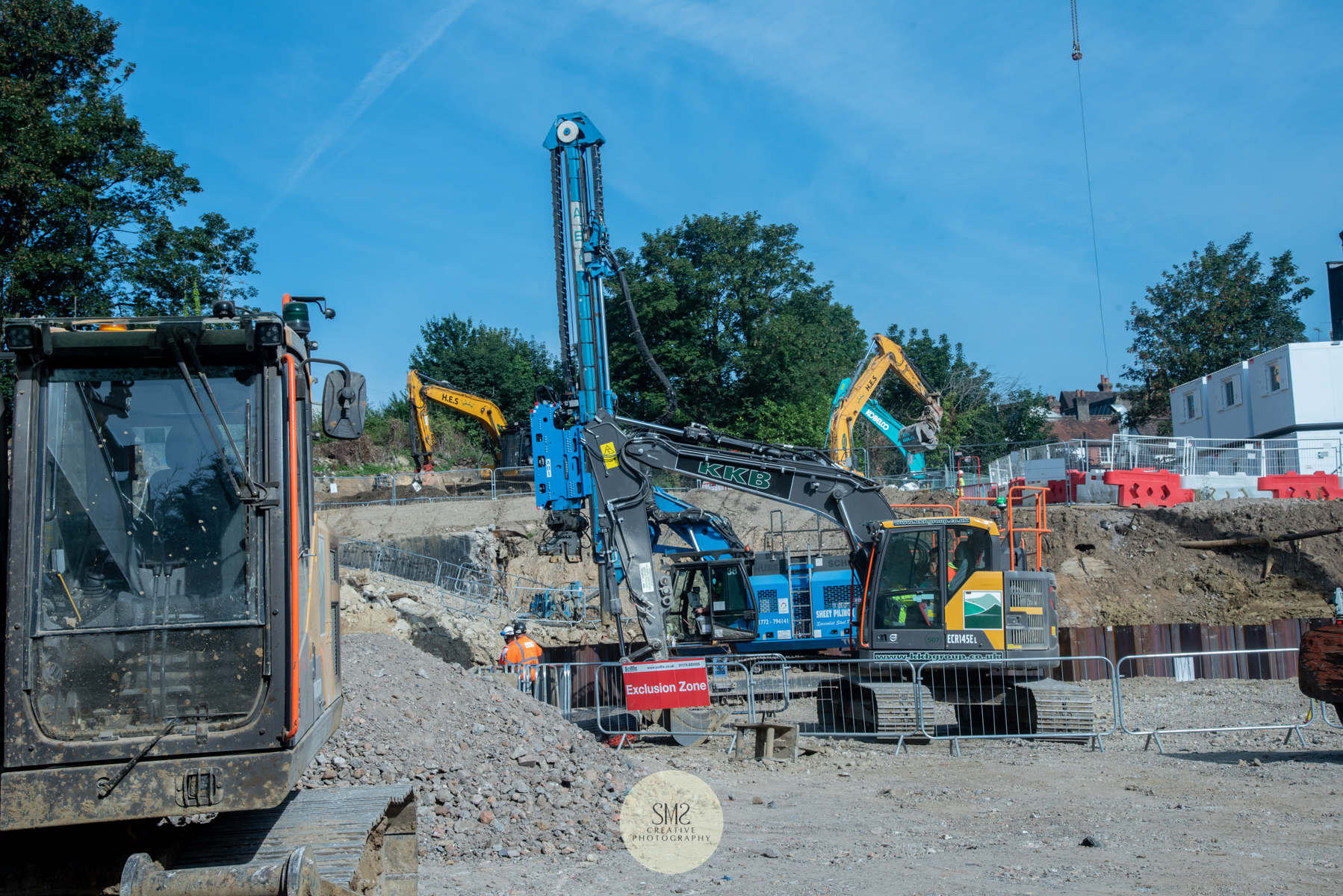  Machinery in place for sheet piling to Blocks A &amp; B 