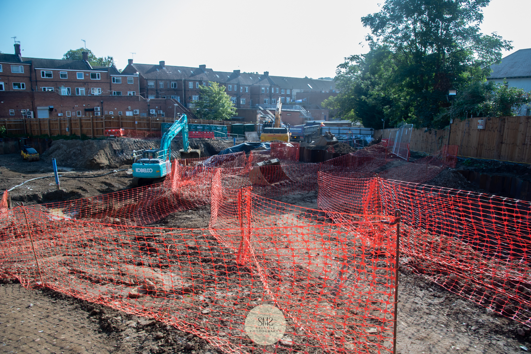  Walkways around the site give access to capture the progess. 