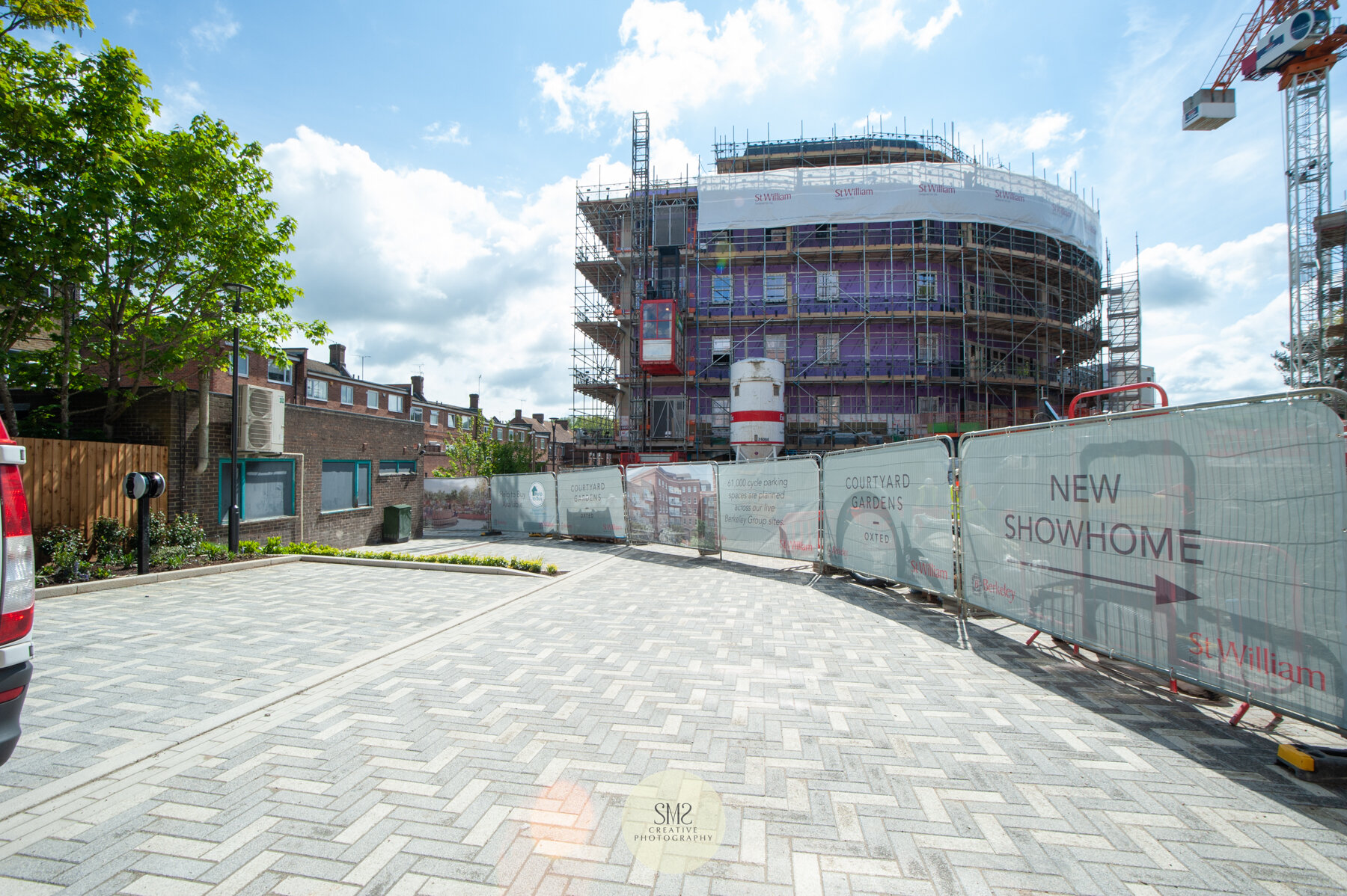  Looking back to Block C from the gated car park entrance at Block A. 