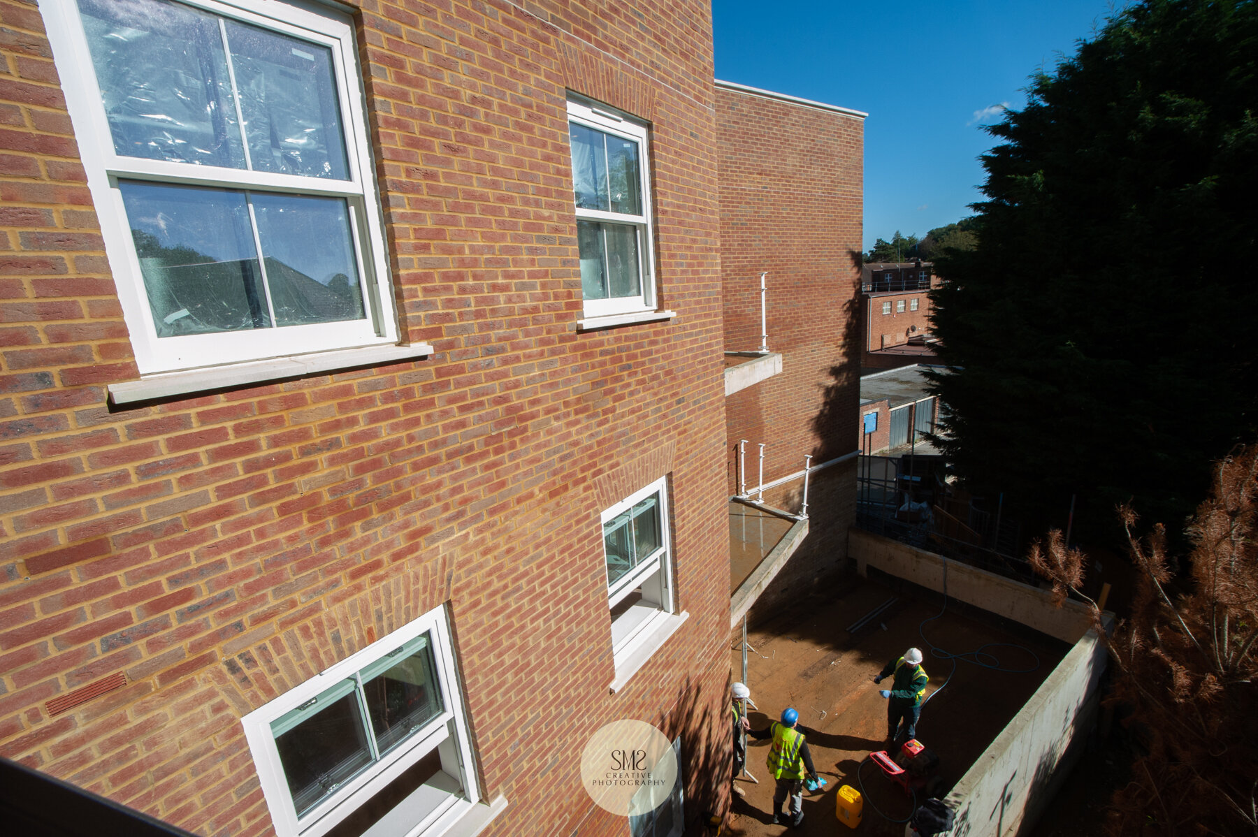  Looking down from the office cabins to the terrace from the previous photo. 