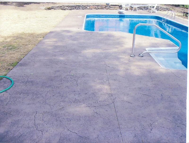 Homeowner_Stamped_Concrete_Swimming_Pool__02.jpg