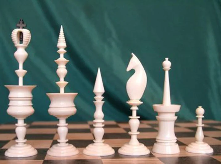 The Selenus Set