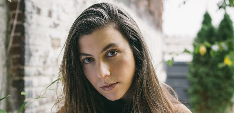 juliaholter.jpg