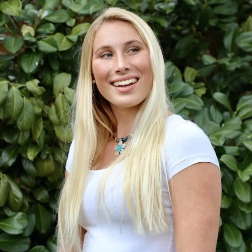 Janina_Zeitler_klein.jpg