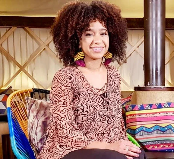 Zarah Garbrah Zarah is a 20 year old bi-racial woman with passion for celebrating her identity as a young woman of colour. She is the Founder and Director of Embrace Your Frizzique Her crown, her pride, her hair is at the forefront of her passion project - Embrace Your Frizzique - which is gaining reputation as a movement to empower women of colour. On this platform among many goals she works tirelessly to instil pride through education and embracing individualistic hair journey. Garbrah looks forward to continuing to sprinkle her #blackgirlmagic by creating a product line and building her movement into an empire that continues to empower women of colour. Connect with Zarah on Social Media Social Media Links: FB: https://www.facebook.com/embraceyourfrizzique/ IG: https://www.instagram.com/embraceyourfrizzique/ TW: https://twitter.com/eyfrizzique