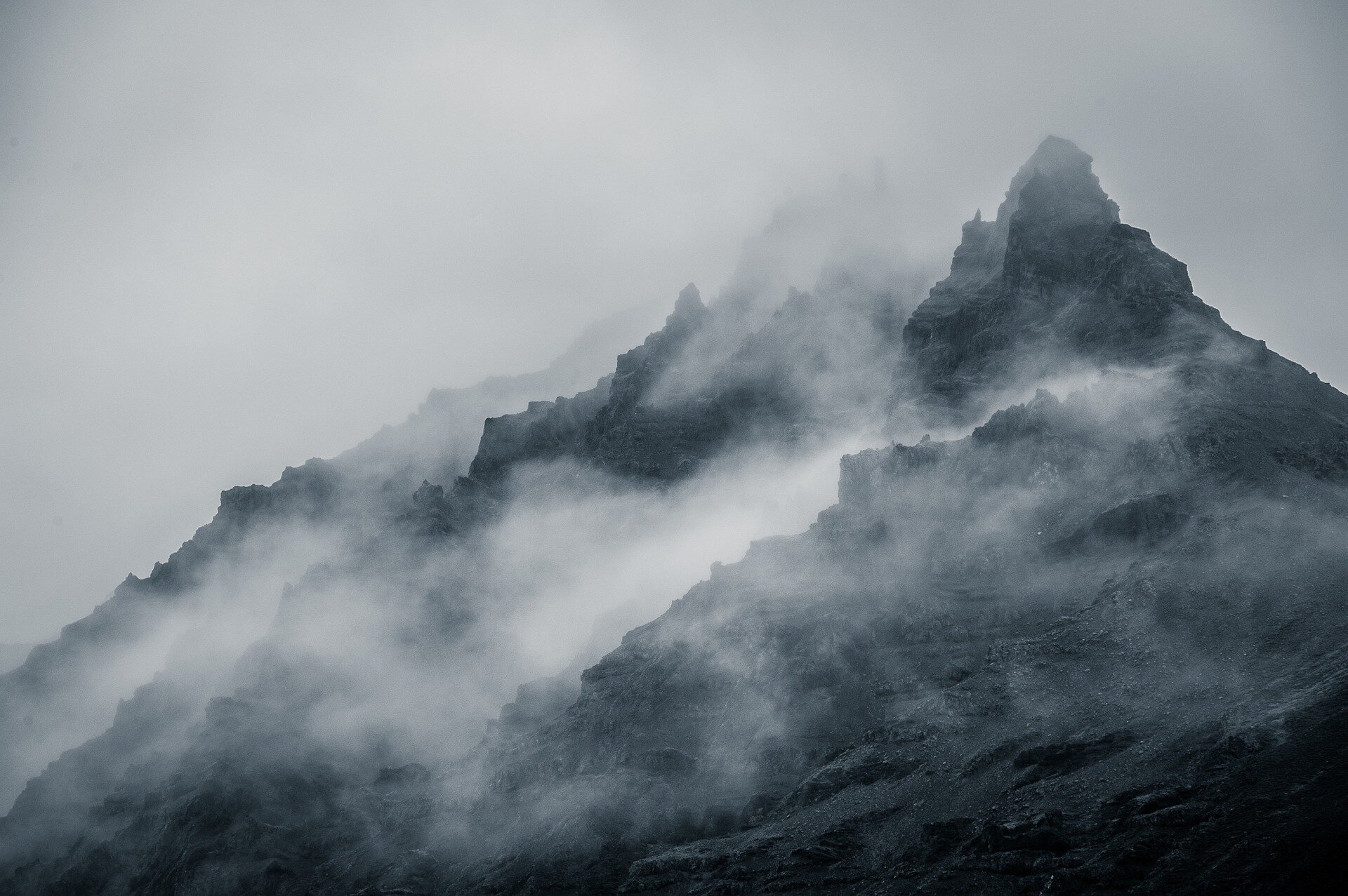 foggy-1149637_1920.jpg