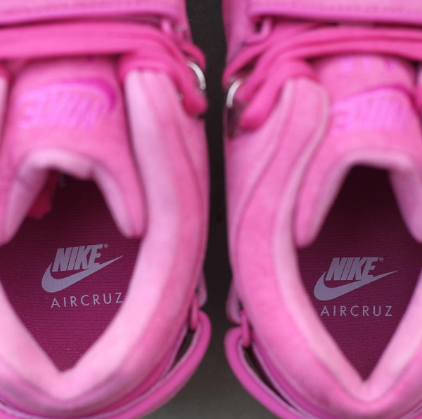 Sneaker Room x Breast Cancer Awareness | Nike Air Trainer Cruz