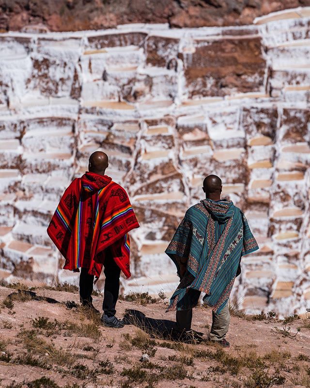 DAY 2: THE SALT MINES
Used since the Inca times, Salineras is a co-op community of salt miners. You must live in the community in order to purchase one of the 3000 salt mines in the area.

This labyrinth of salt ponds are 3,00 meters (9,842 feet). 📷