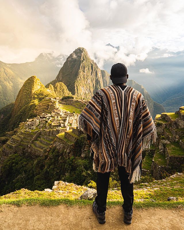 PERU PERU 🇵🇪 This country owes me nothing! Thank you to @aroundq and @nateinthewild for facilitating an amazing photography tour of #Peru. For me, this trip was a vacation, learning experience, and celebration.

The highlight of my adventure was sp