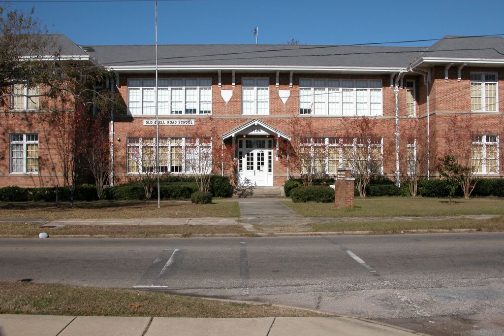 Old Shell Road School prior to its loft transformation source: Old Shell Road Lofts