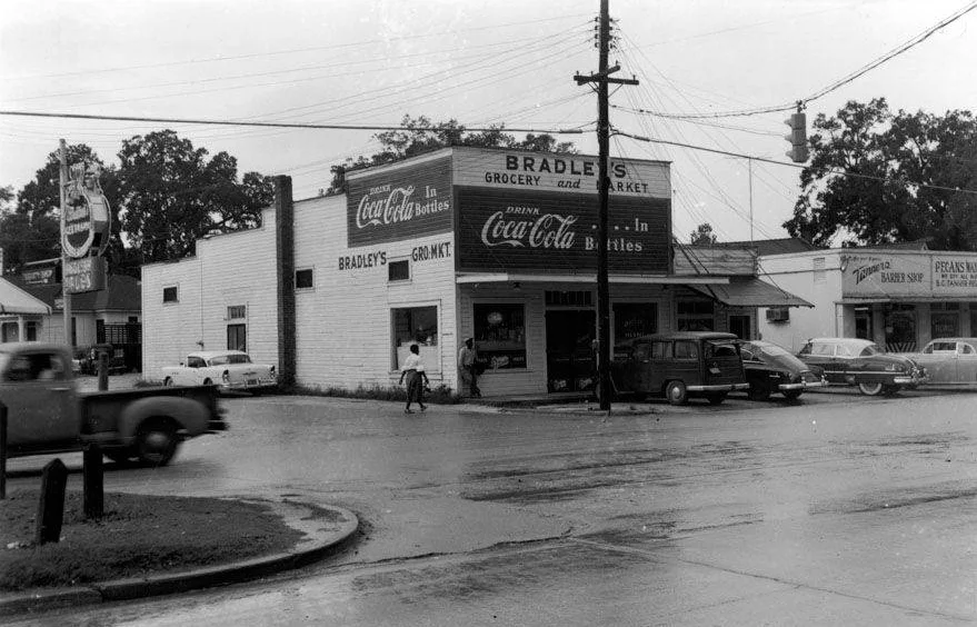 Bradleys_Grocery_Store.jpg