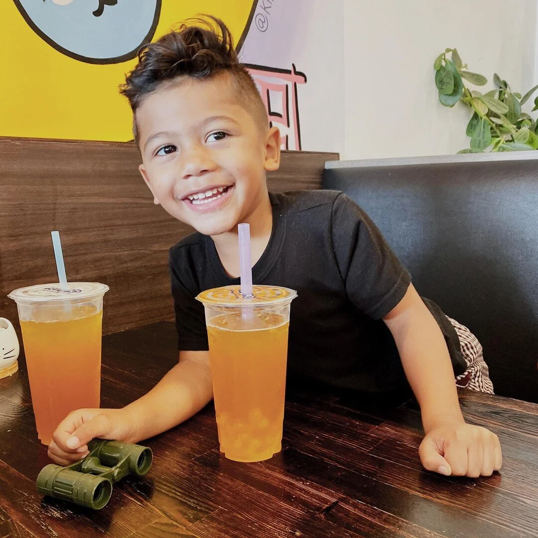 My boba buddy 🧋🖤
.
.
.
.
.
#holaosvaldo #babyfigs #babyboy #toddlersofinstagram #kids #baby #love #family #children #fun #cute #instagood #kidsofinstagram #happy #instakids #instagram #dadlife #parenting #photooftheday #boba