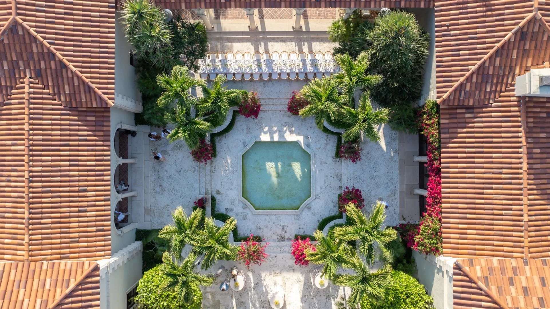 A Very Stylish &amp; Elegant Dinner Party in Palm Beach with Chic Fashion Brand Eleventy
