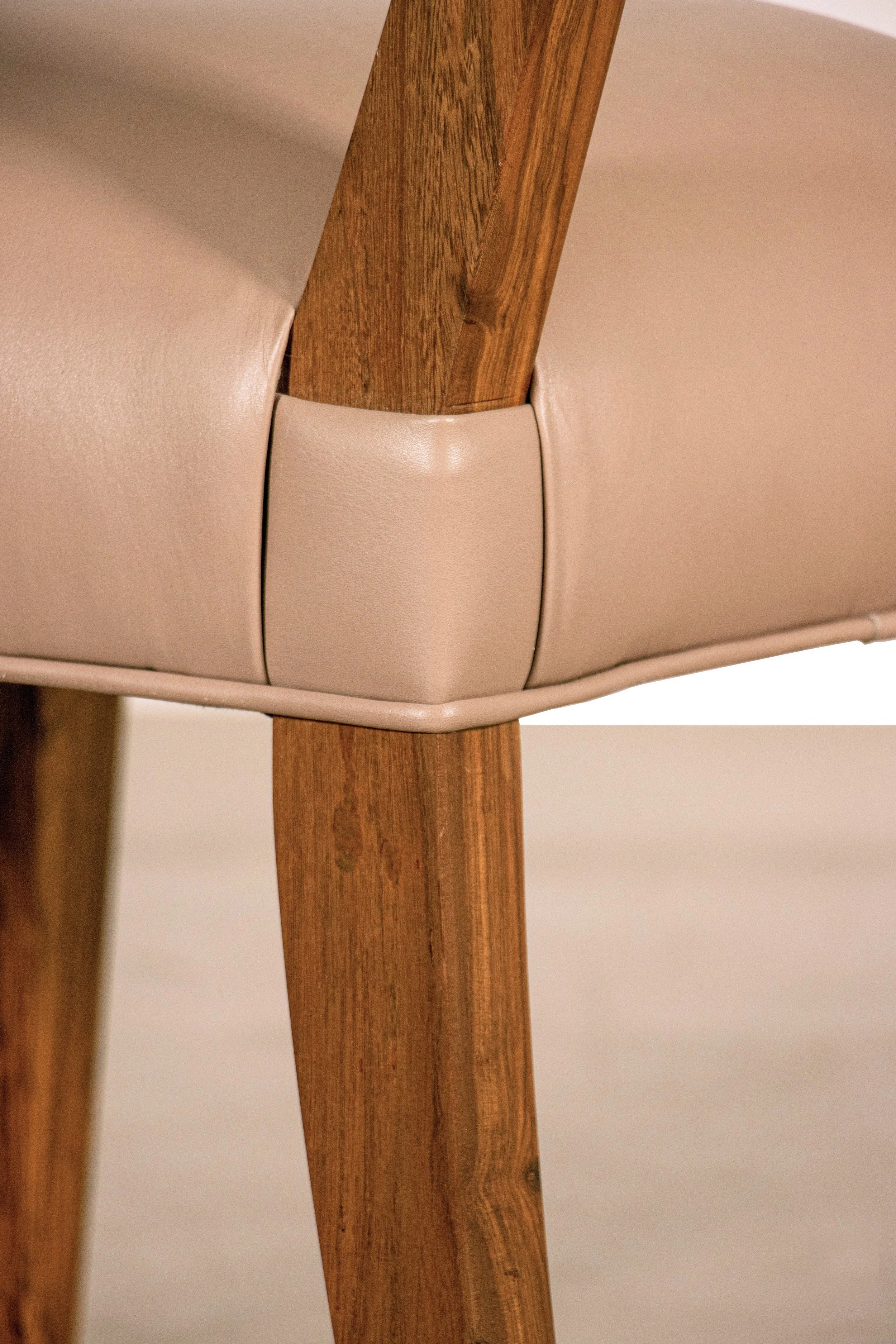 Neto Chair by Costantini 03.jpg
