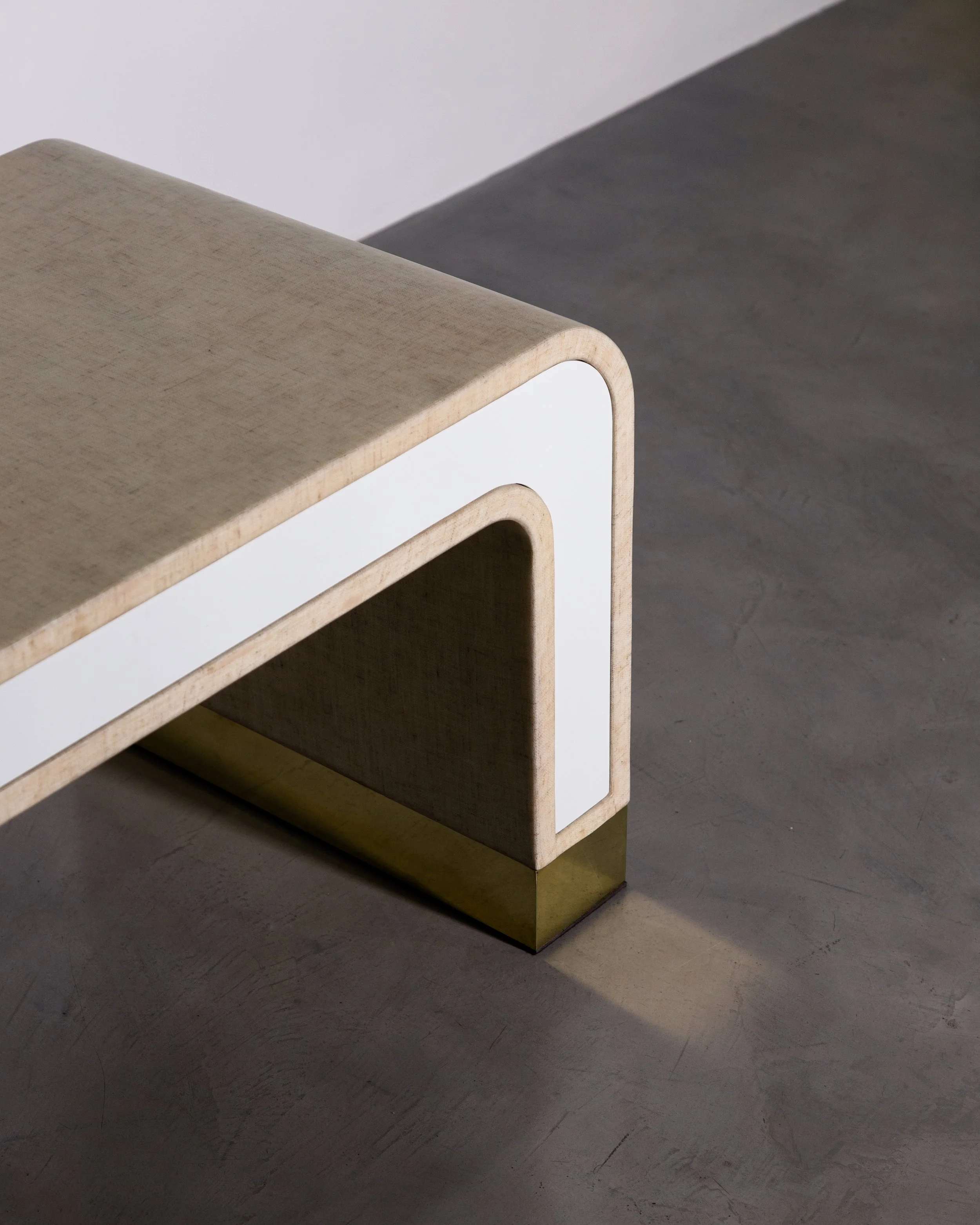 09 Cascata Table by Costantini.jpg