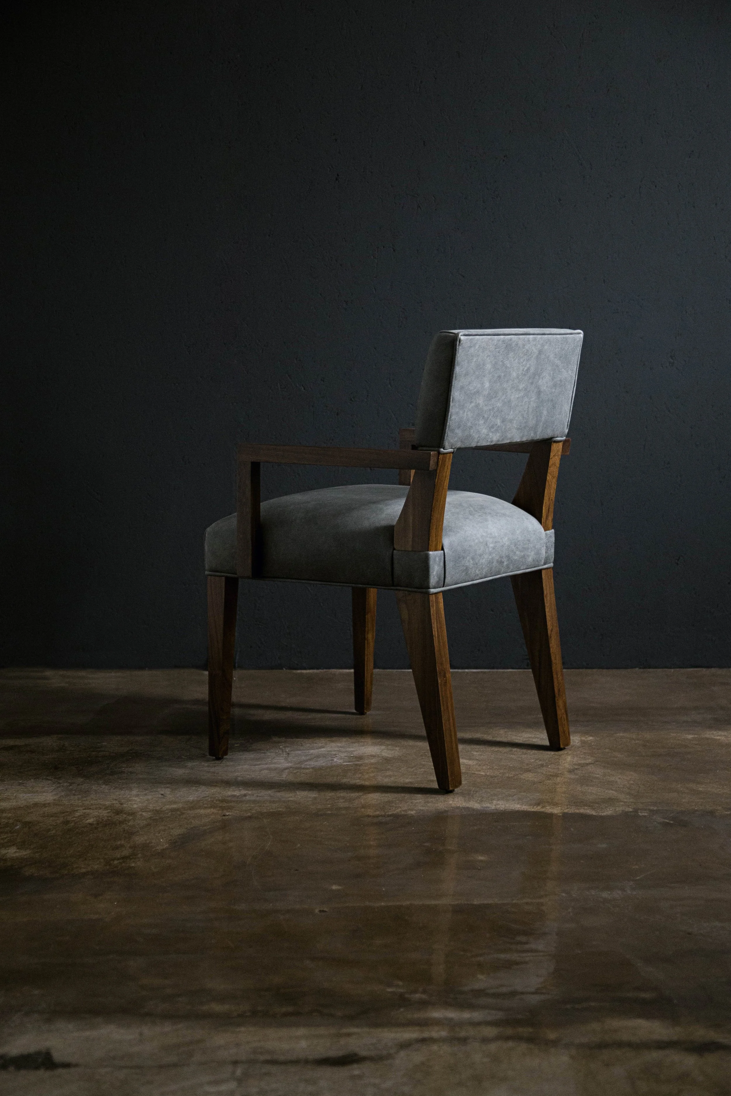 02 Bruno Arm chair from Costantini.jpg