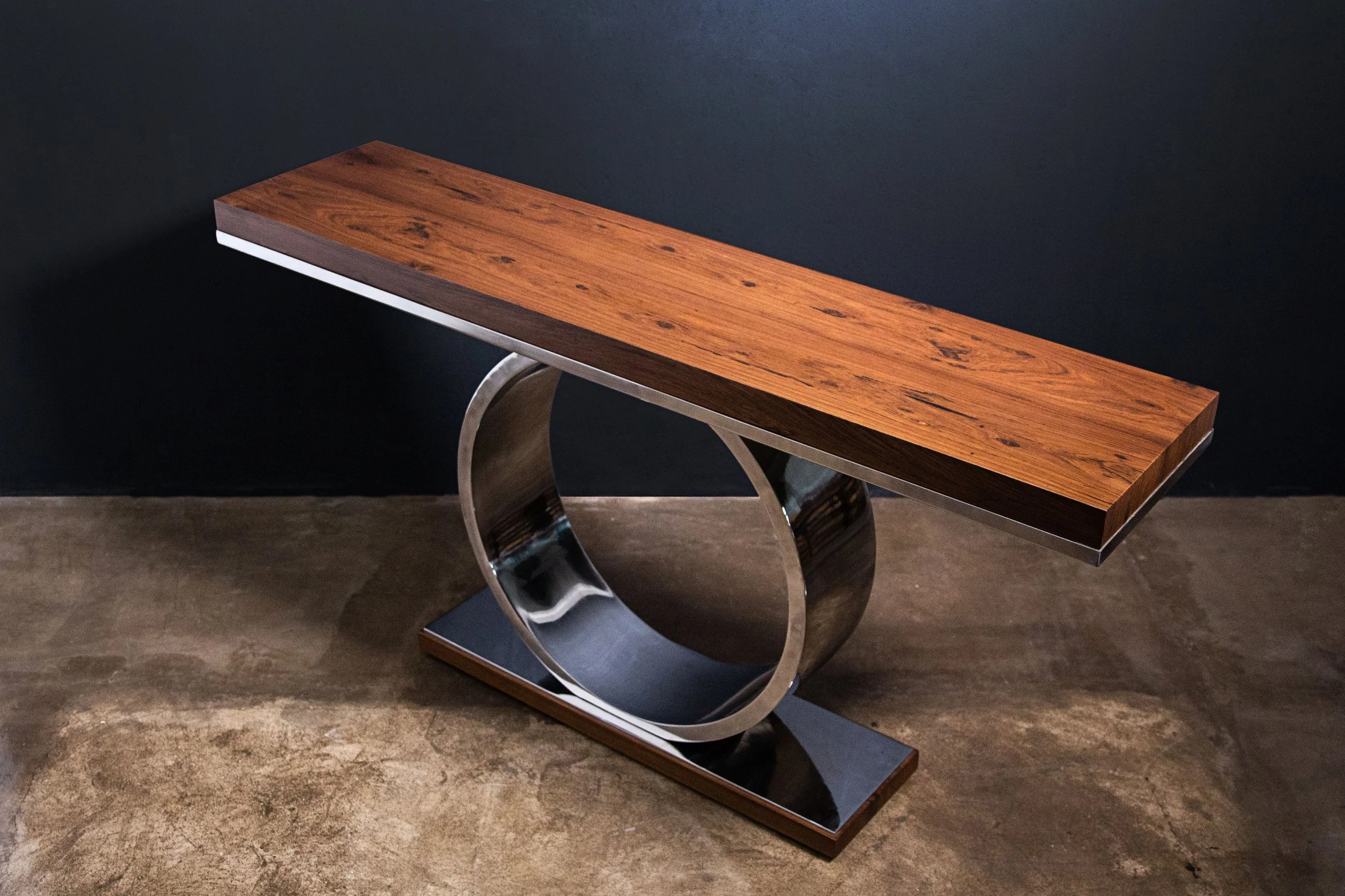 04 Donte Console in Steel by Costantini.jpg