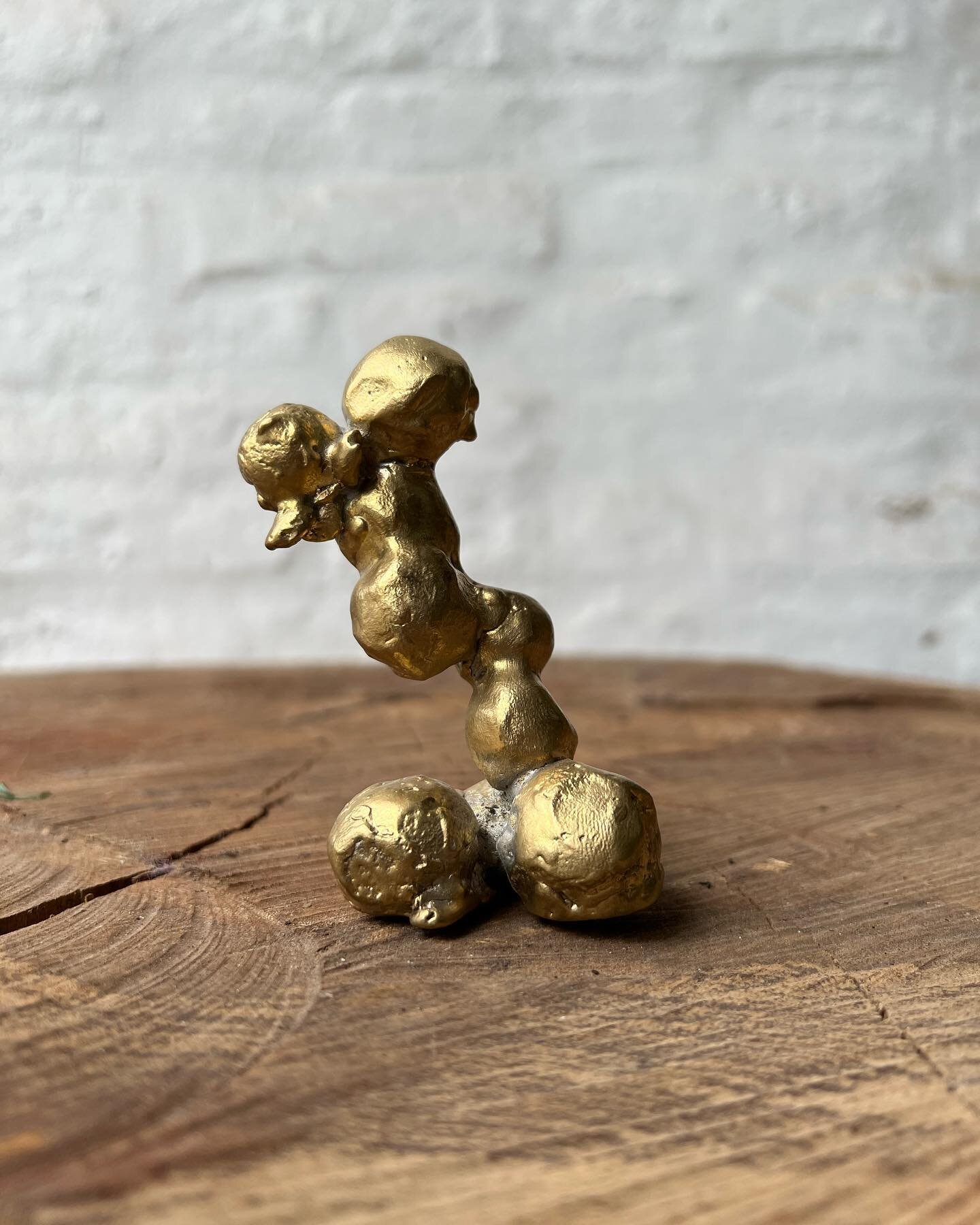 New mini work in cast bronze by @williamcstuart 

#castbronze #lostwax #sculpture #bronze #foundry #art #collectibledesign