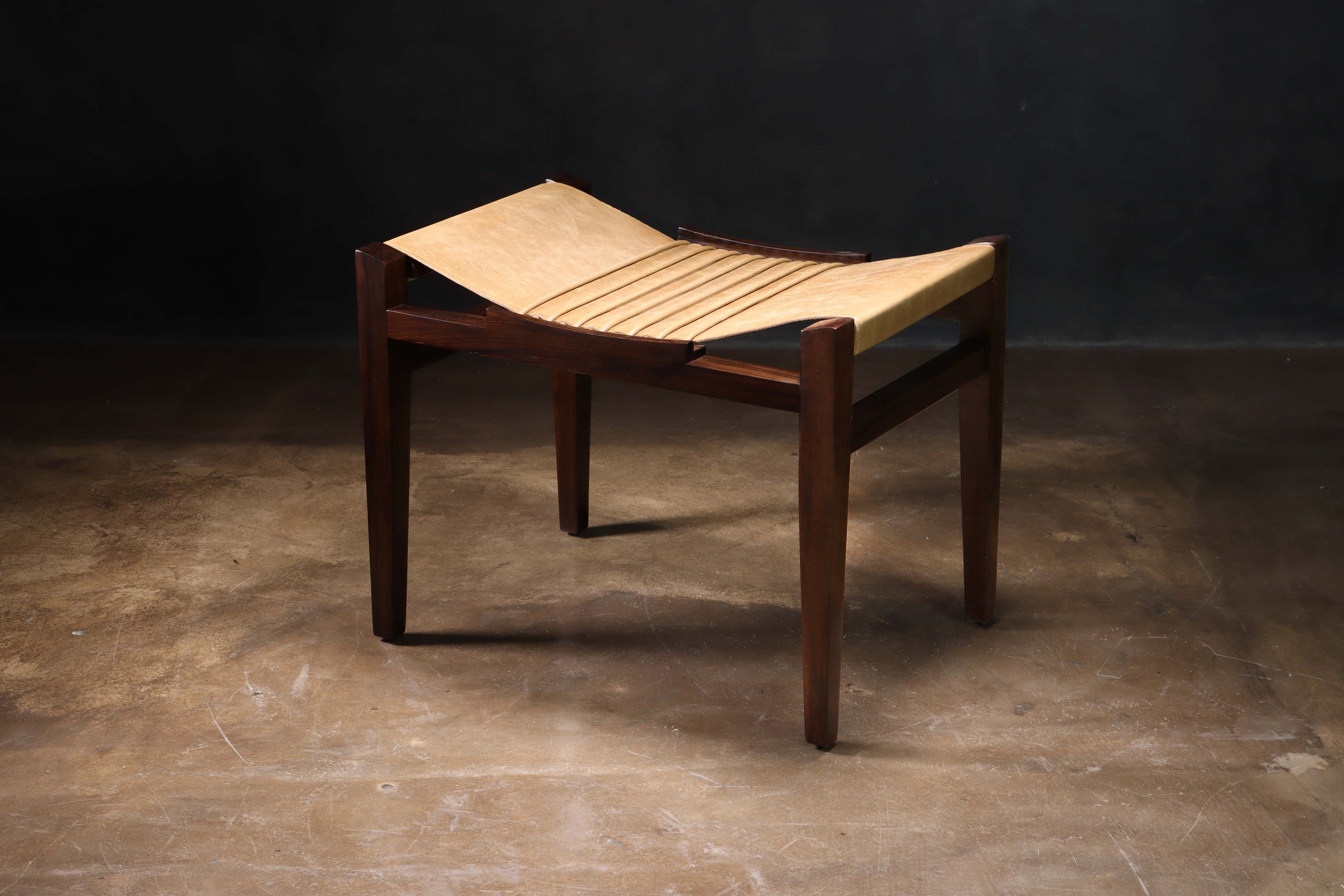 17 Luzio Stool By Costantini.JPG