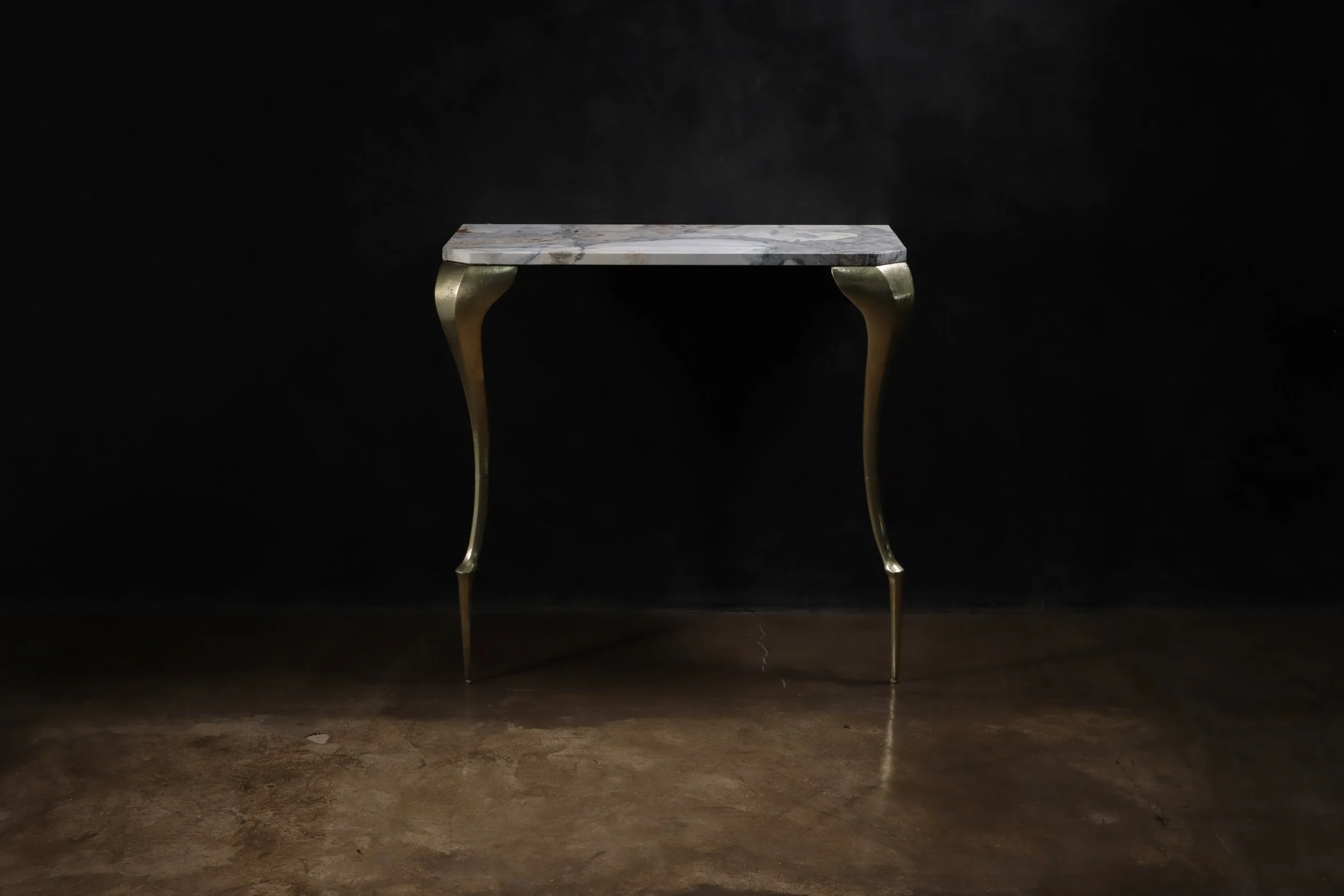Lychorinda Console Table_00 by Costantini.JPG