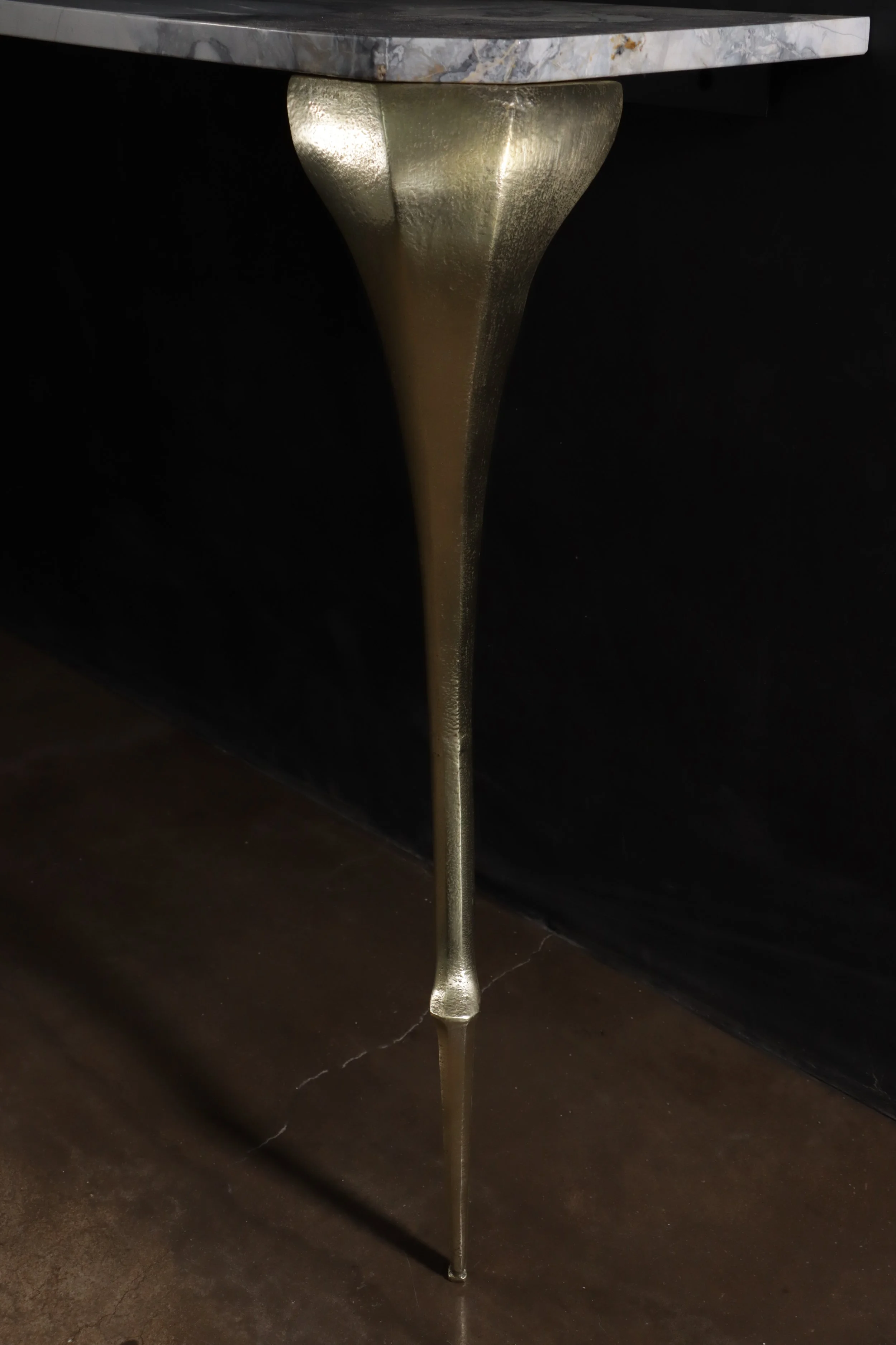 Lychorinda Console Table_04 by Costantini.JPG