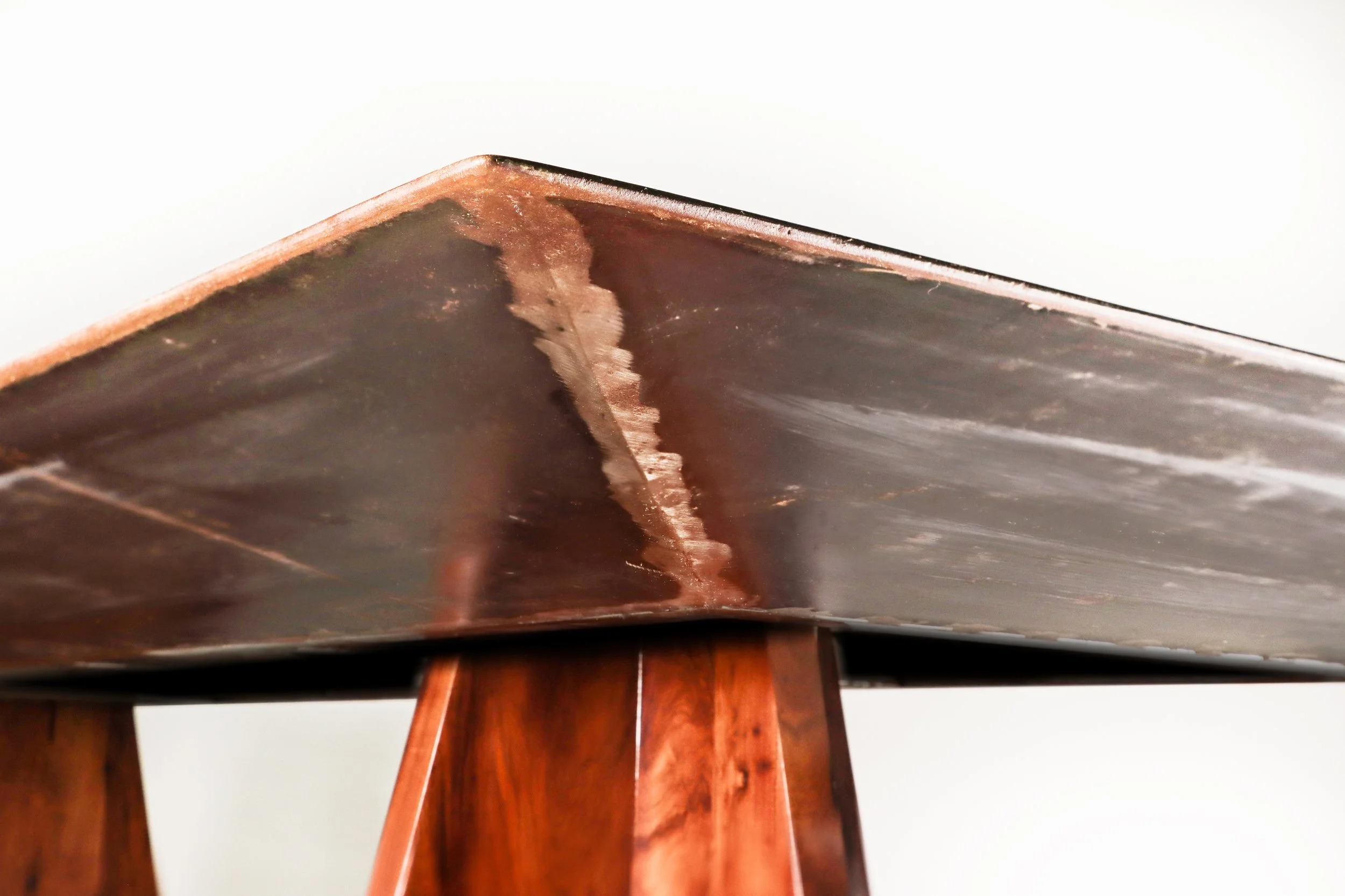 220825 Fierro Table by Costantini 11.jpg