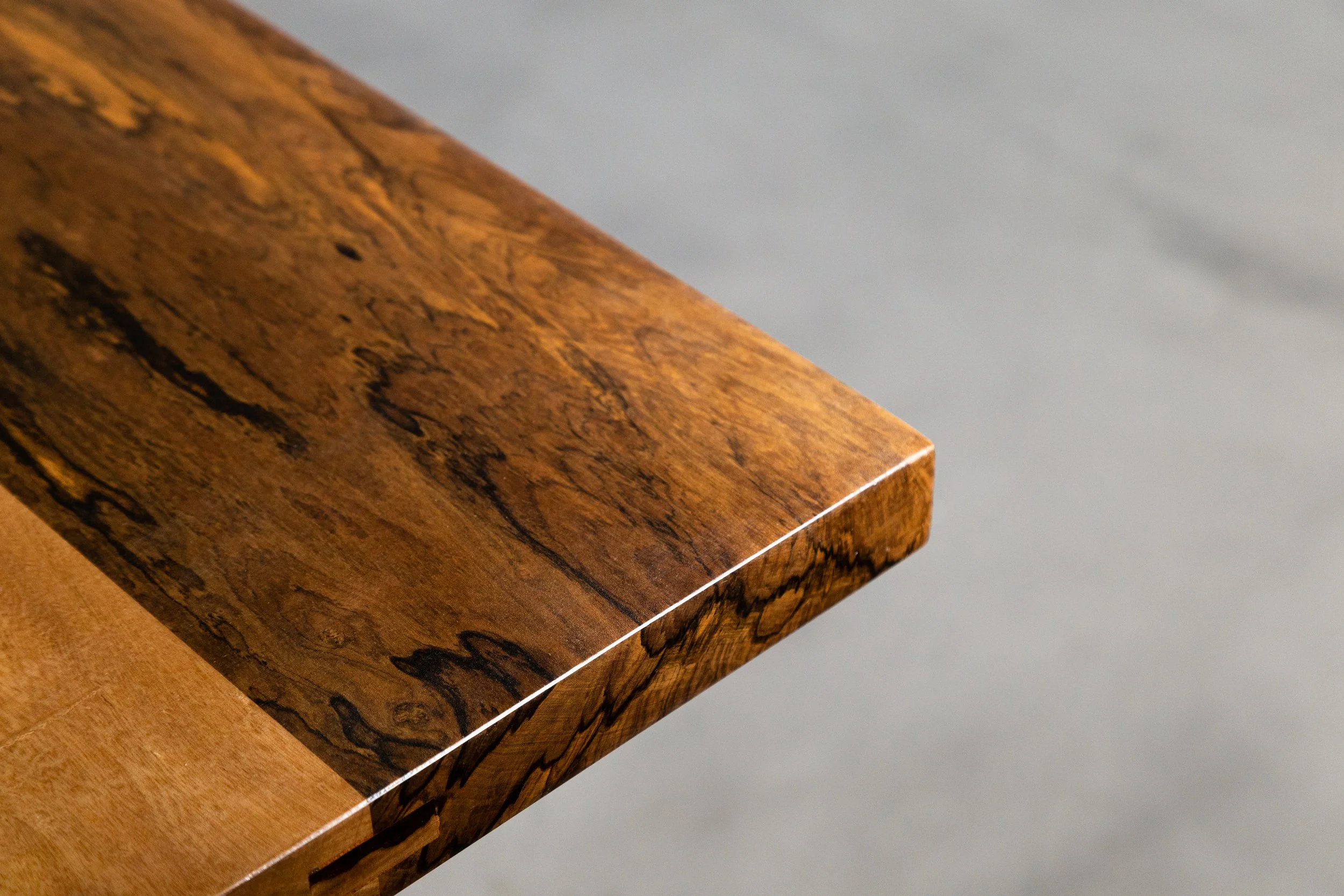 05 Andre Table by Costantini.jpg