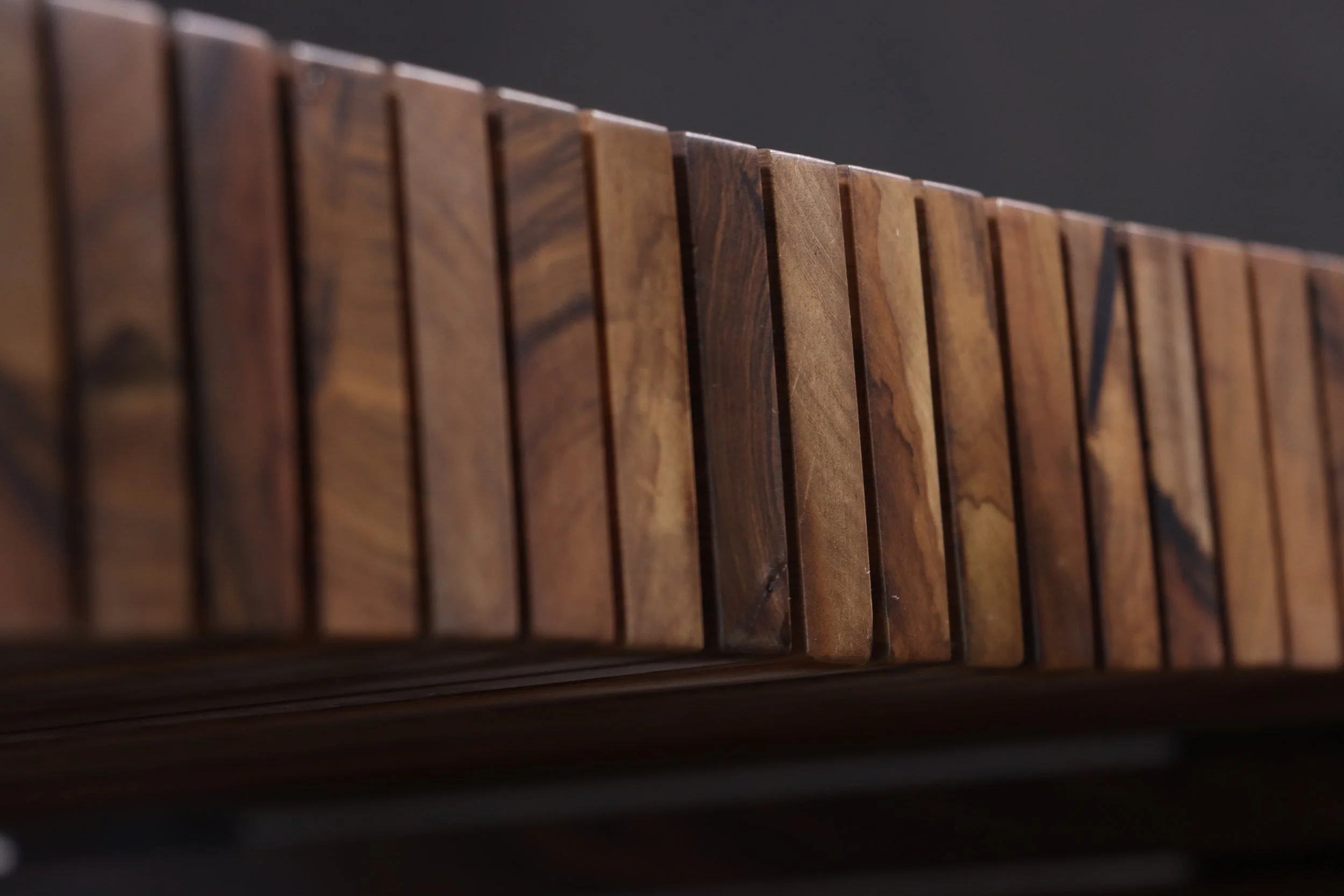 06_Argilla Table Solid Wood and Metal Coffee Table_by_Costantini.JPG