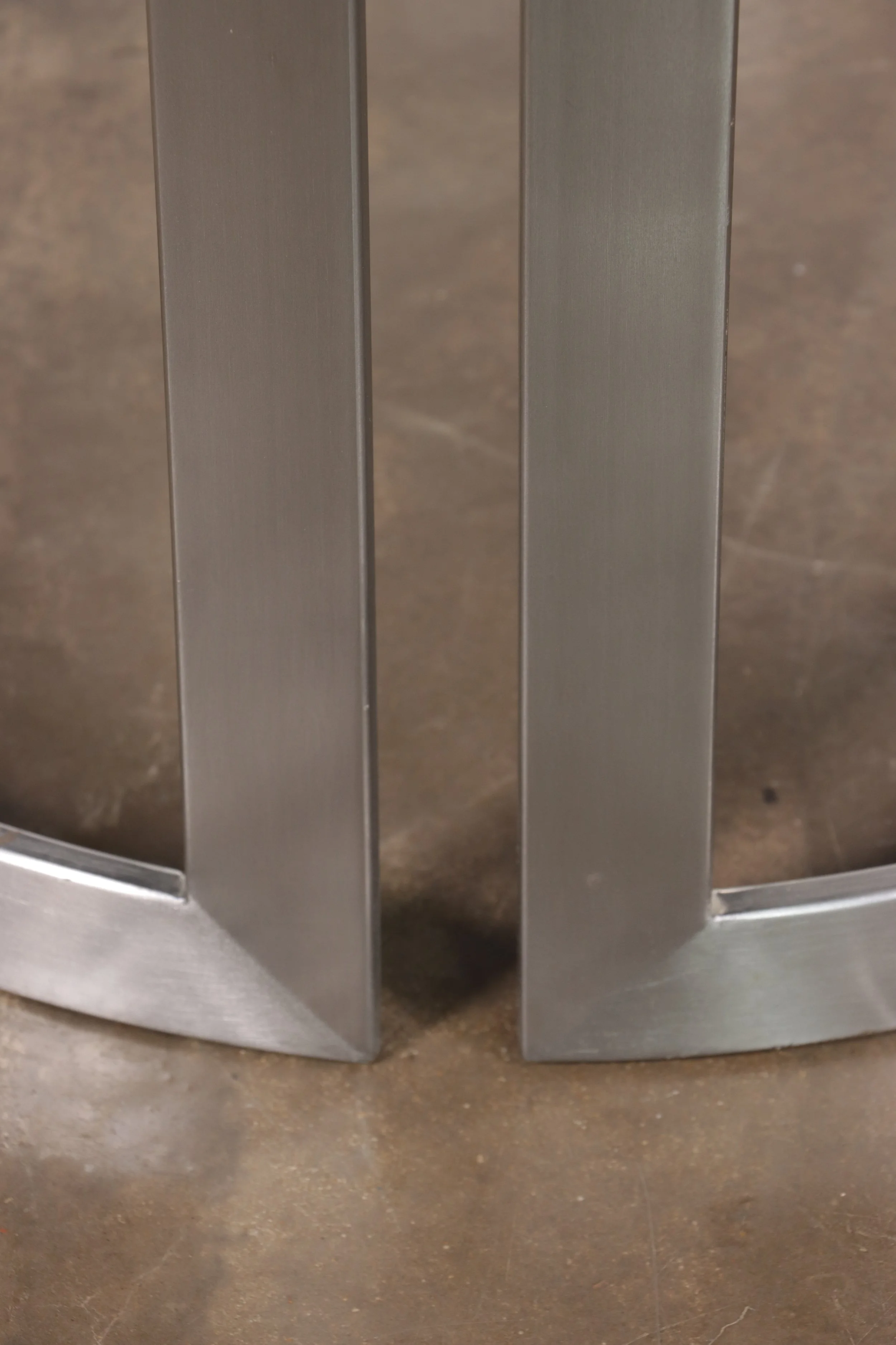 220726 15_Trillo Table_03 by Costantini.JPG