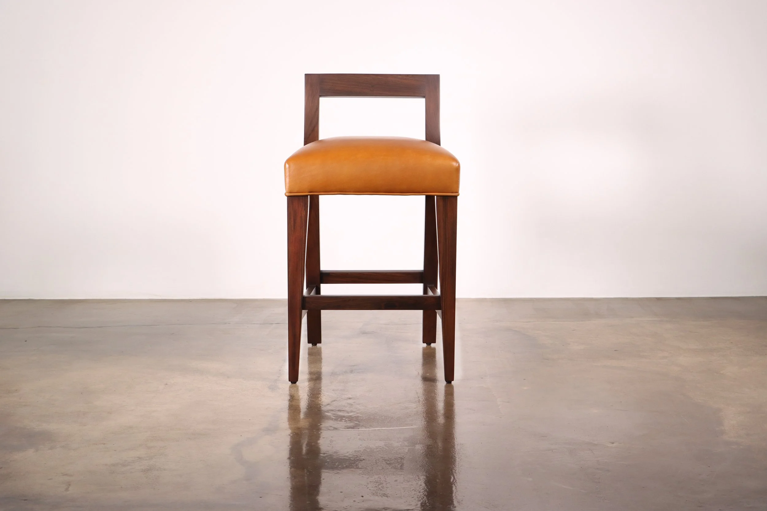 Ecco Stool by Costantini 02.JPG