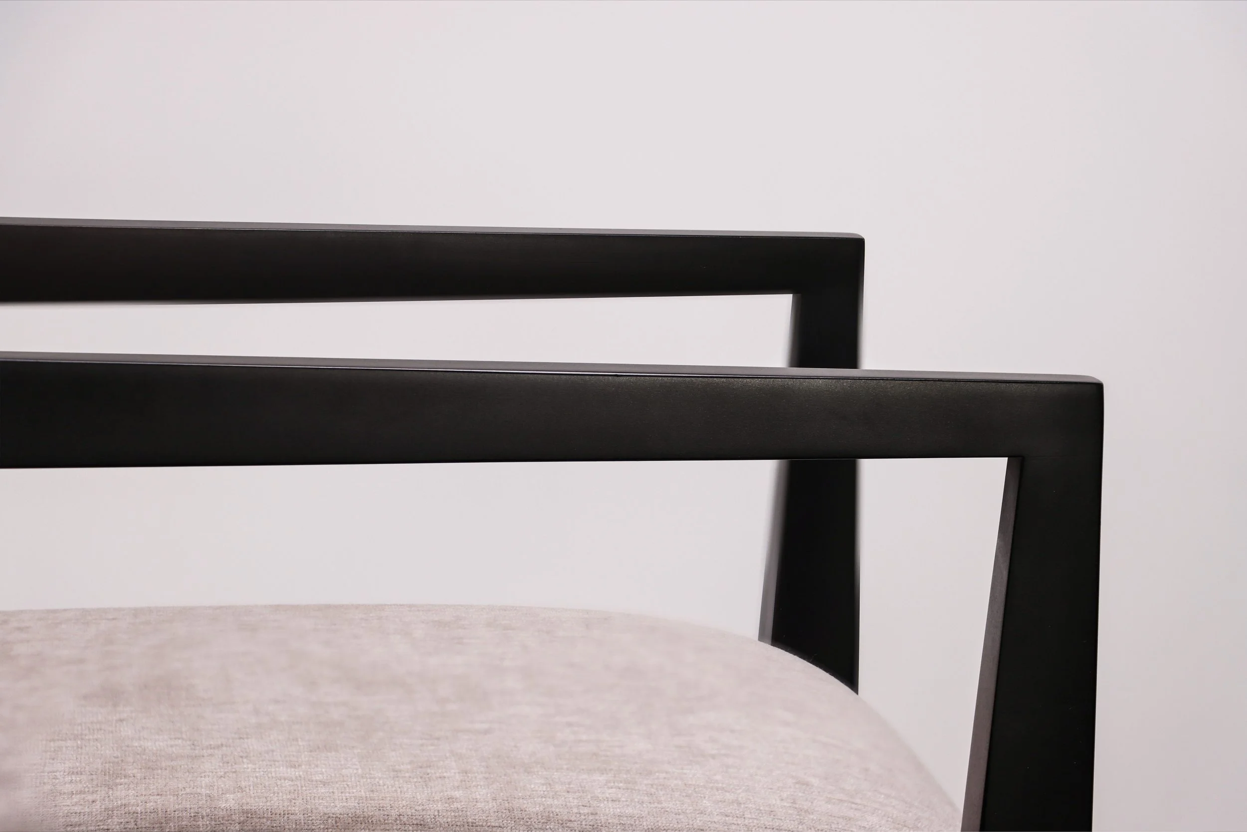 Recoleta Armchair by Costantini 09..jpg