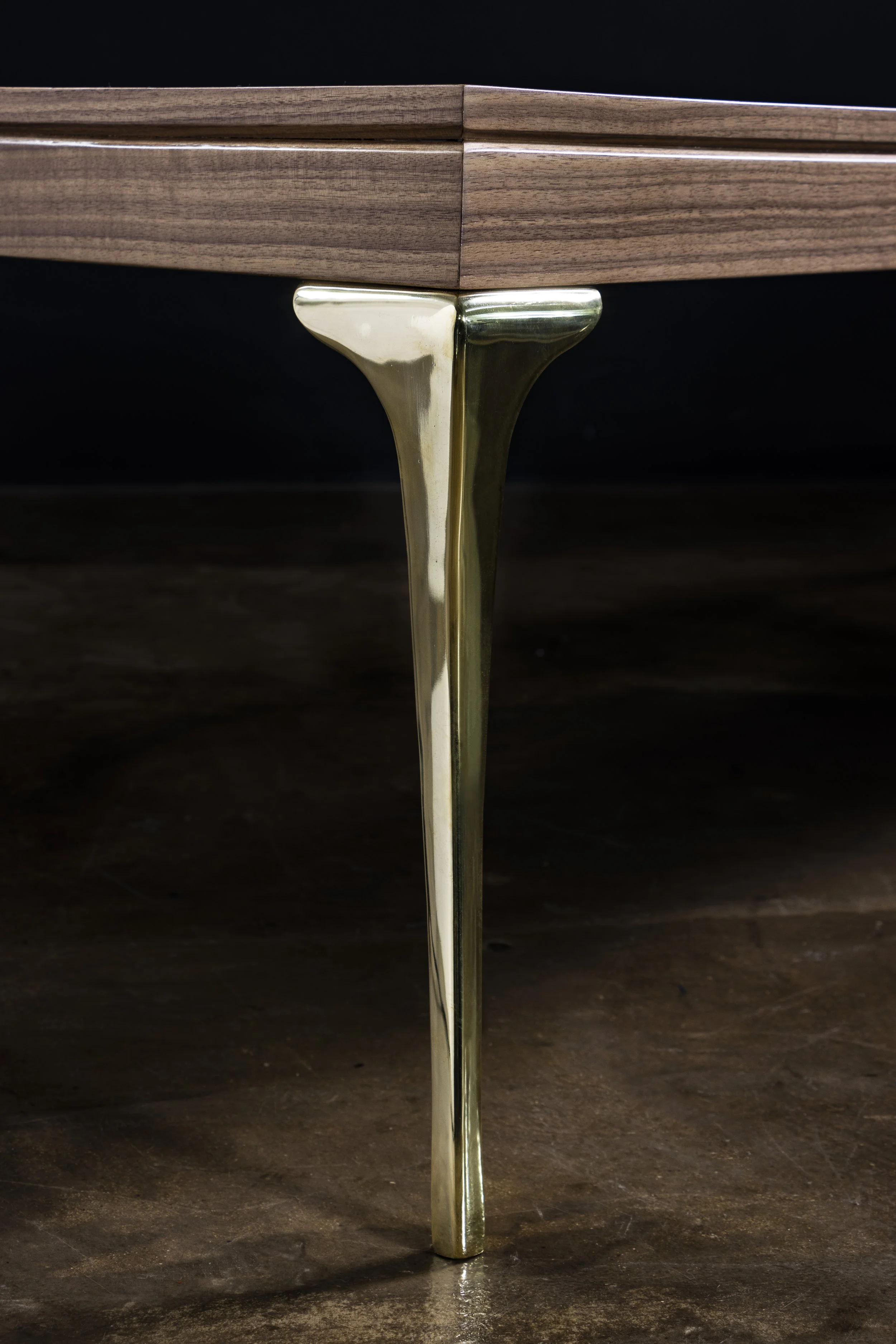Enzio Table in Polished Bronze and Walnut by Costantini 11.jpg