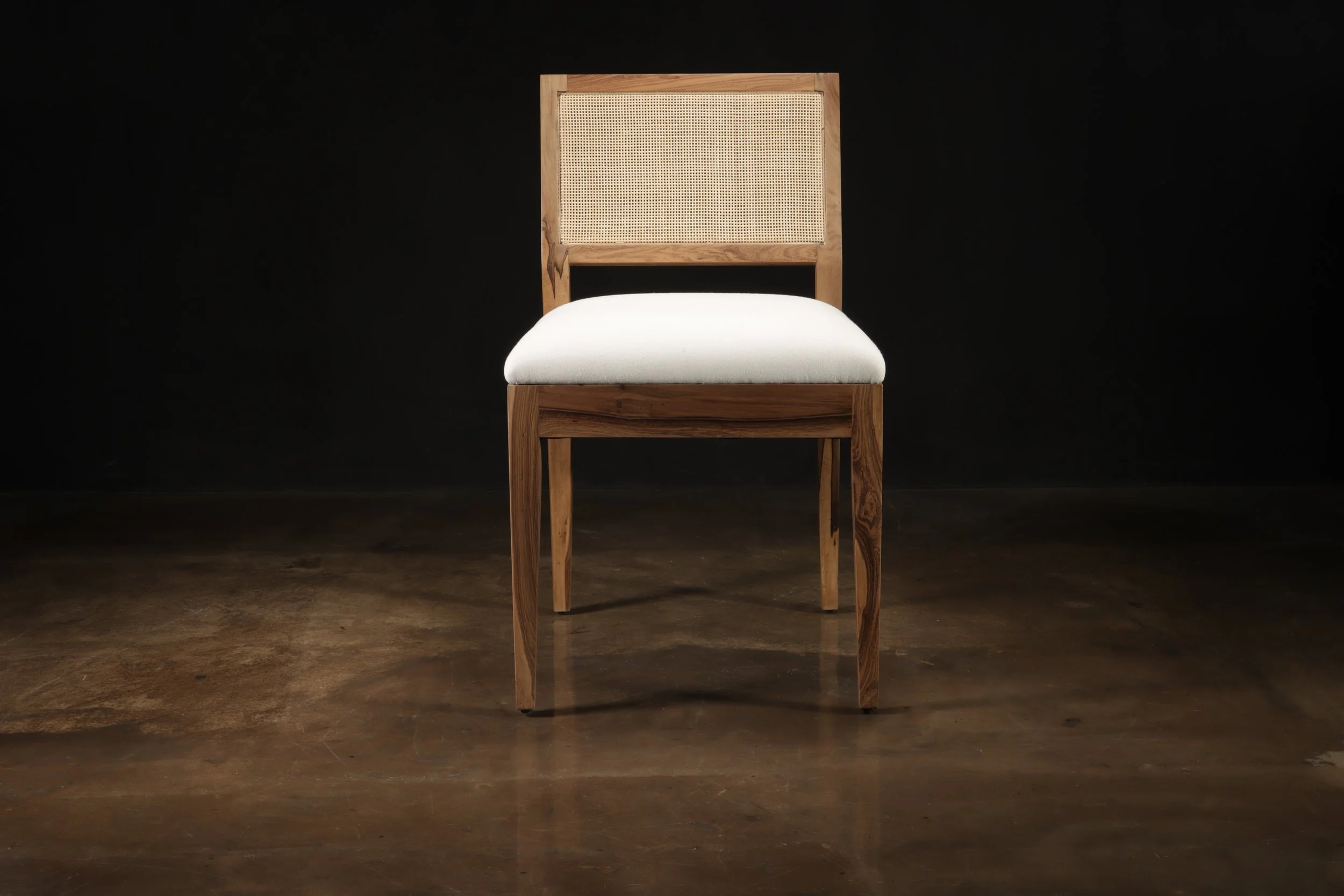 Recoleta Chair from Costantini 03.JPG