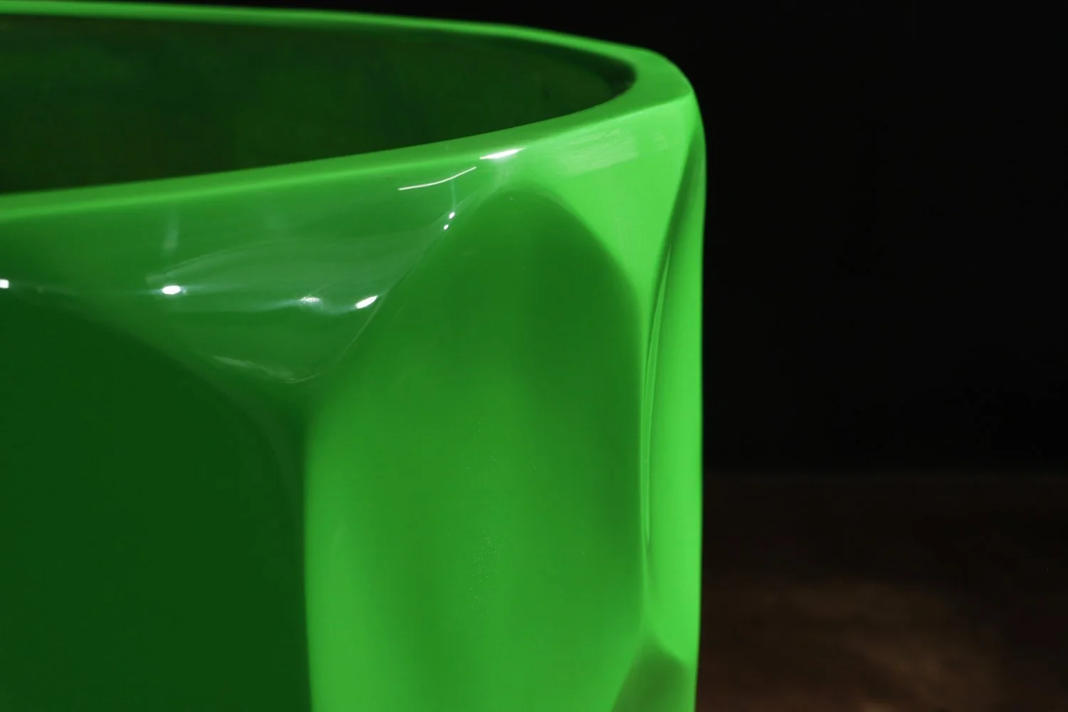 Fiberglass+Planter+by+Costantini+11.jpg