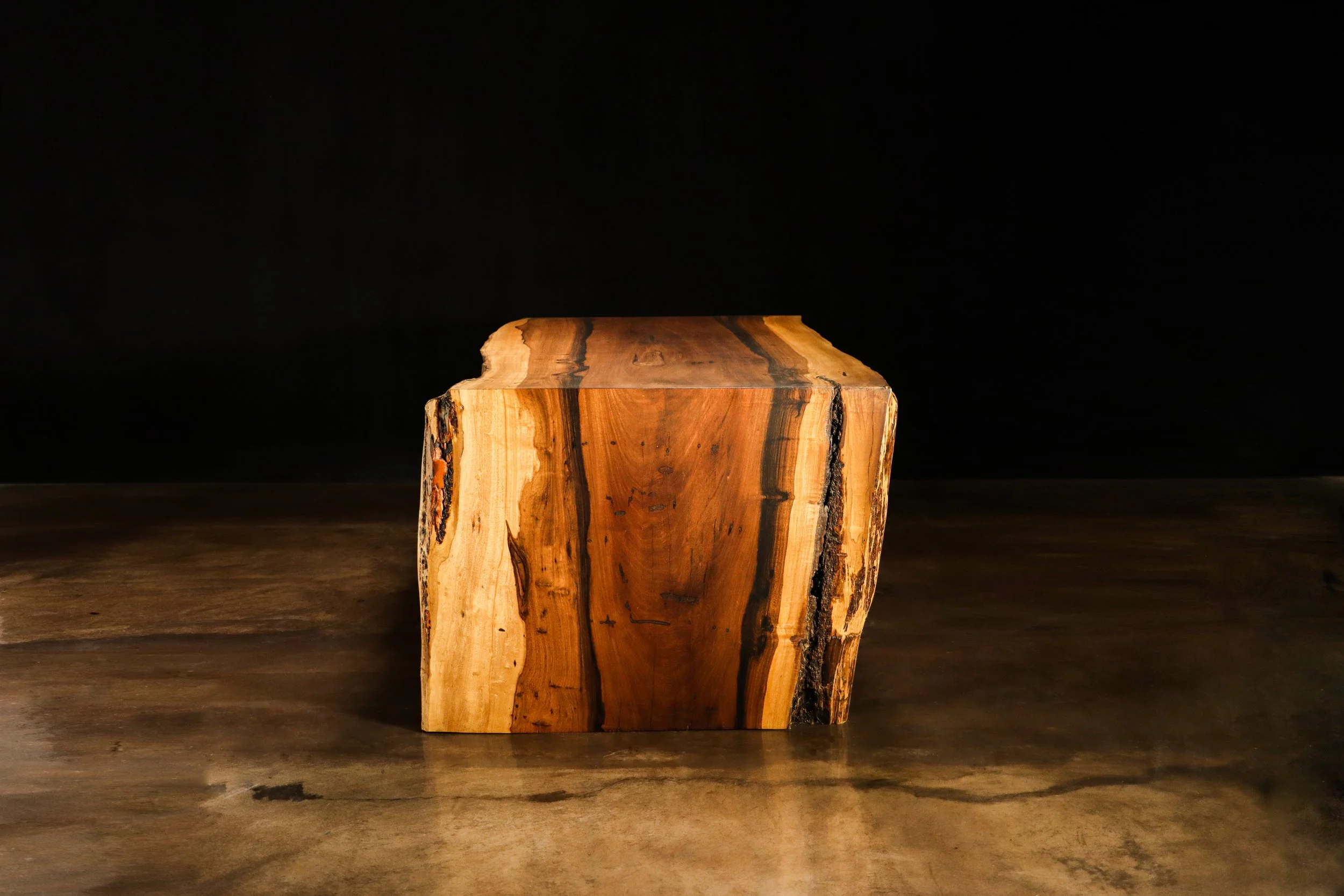 Carlo Coffee Table by Costantini 06.jpg