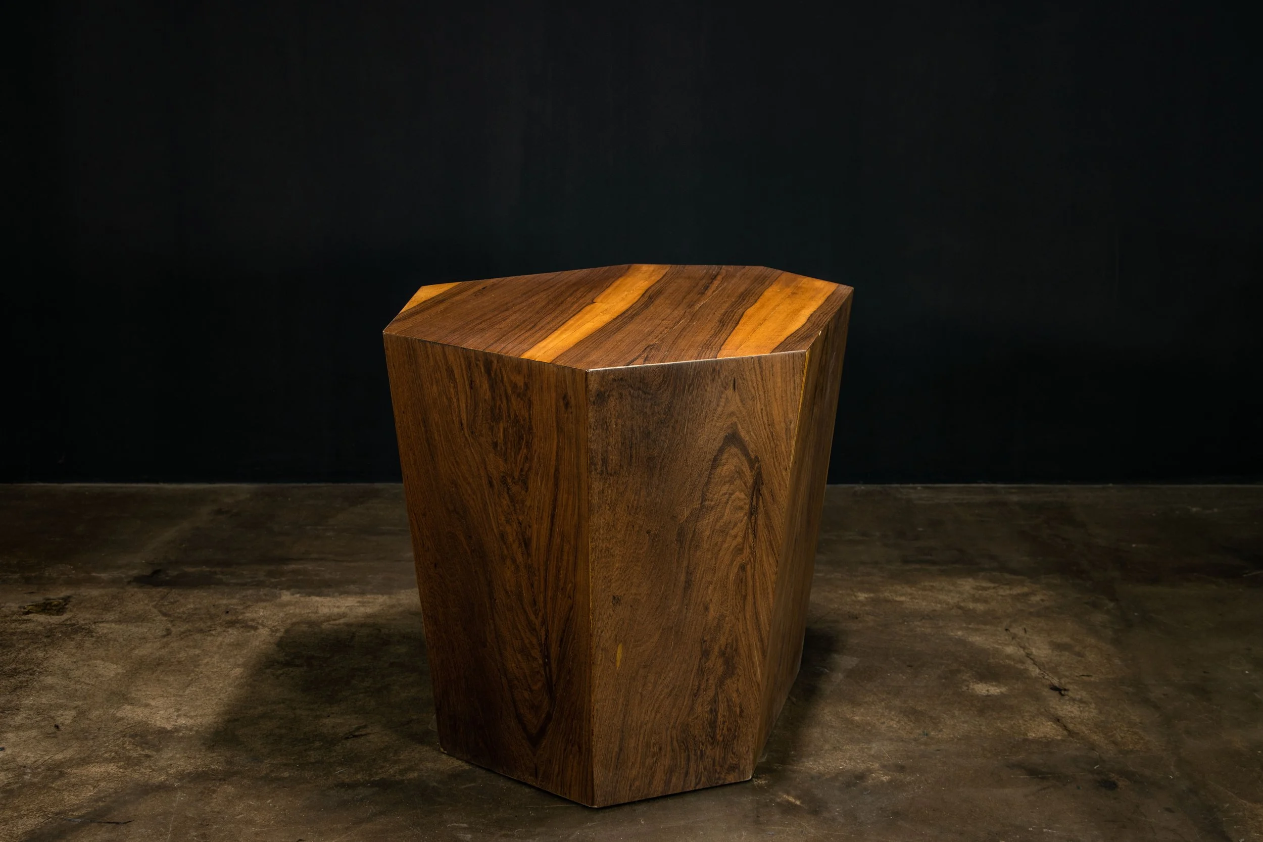 Clariss Table by Costantini 01.jpg