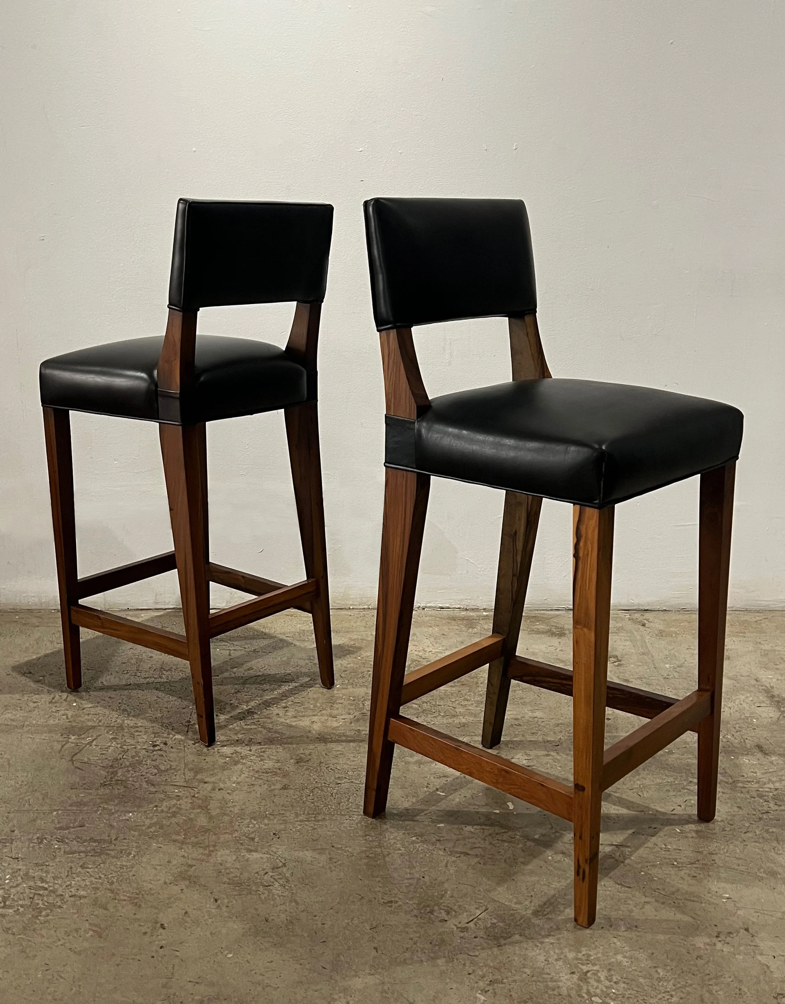 Bruno Stool in Black Leather by Costantini 00.jpeg