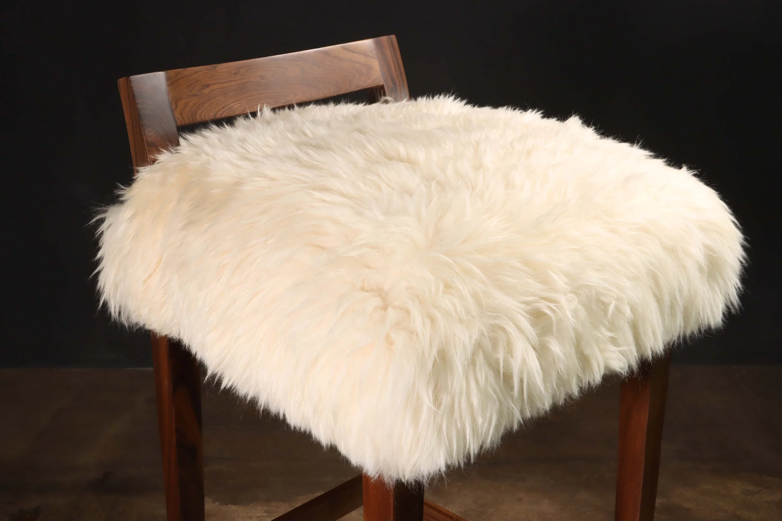 Umberto Stool in Sheepskin by Costantini 10.jpg