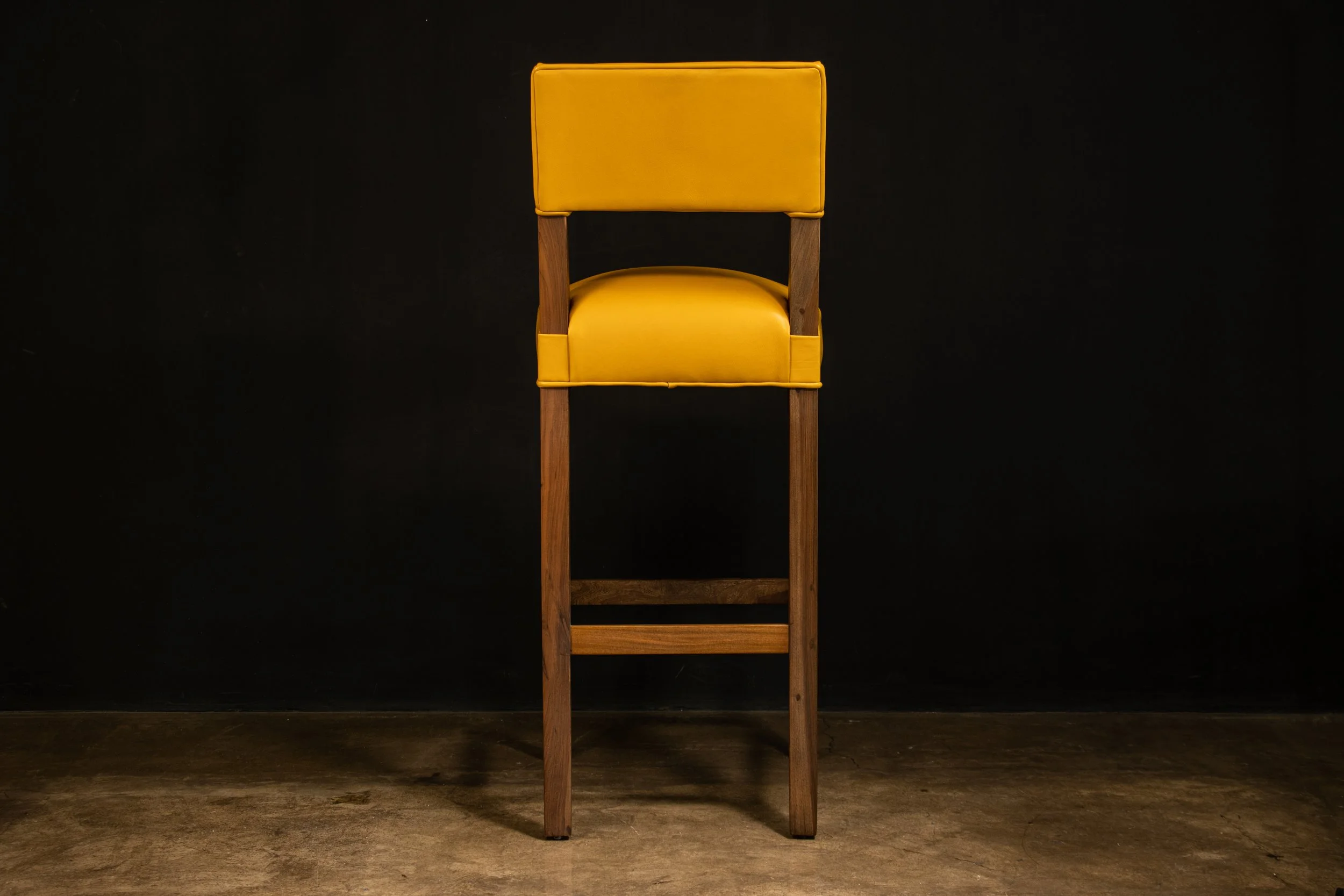 Bruno Stool in Pavoni Leather by Costantini 04.jpg