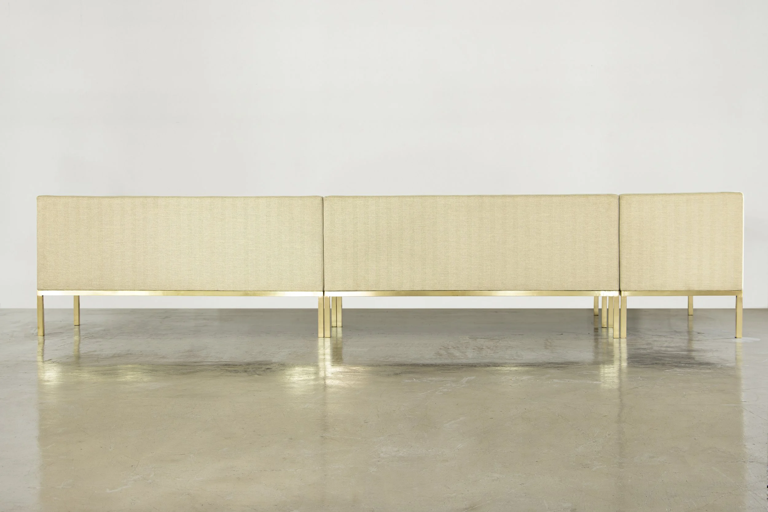 Ciro Customizable Banquette by Costantini 07.jpg