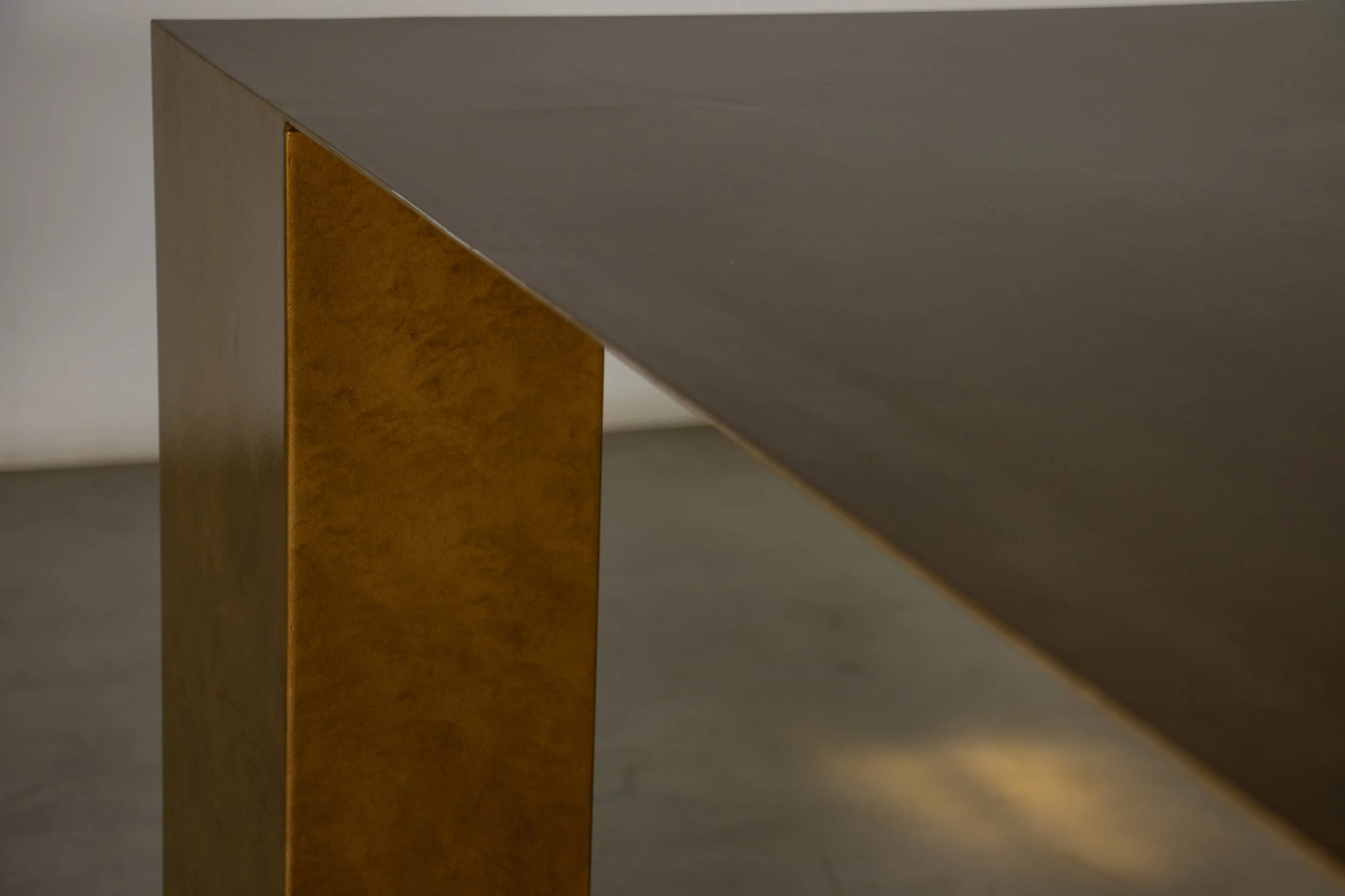 Alonzo Table by Costantini 07.JPG