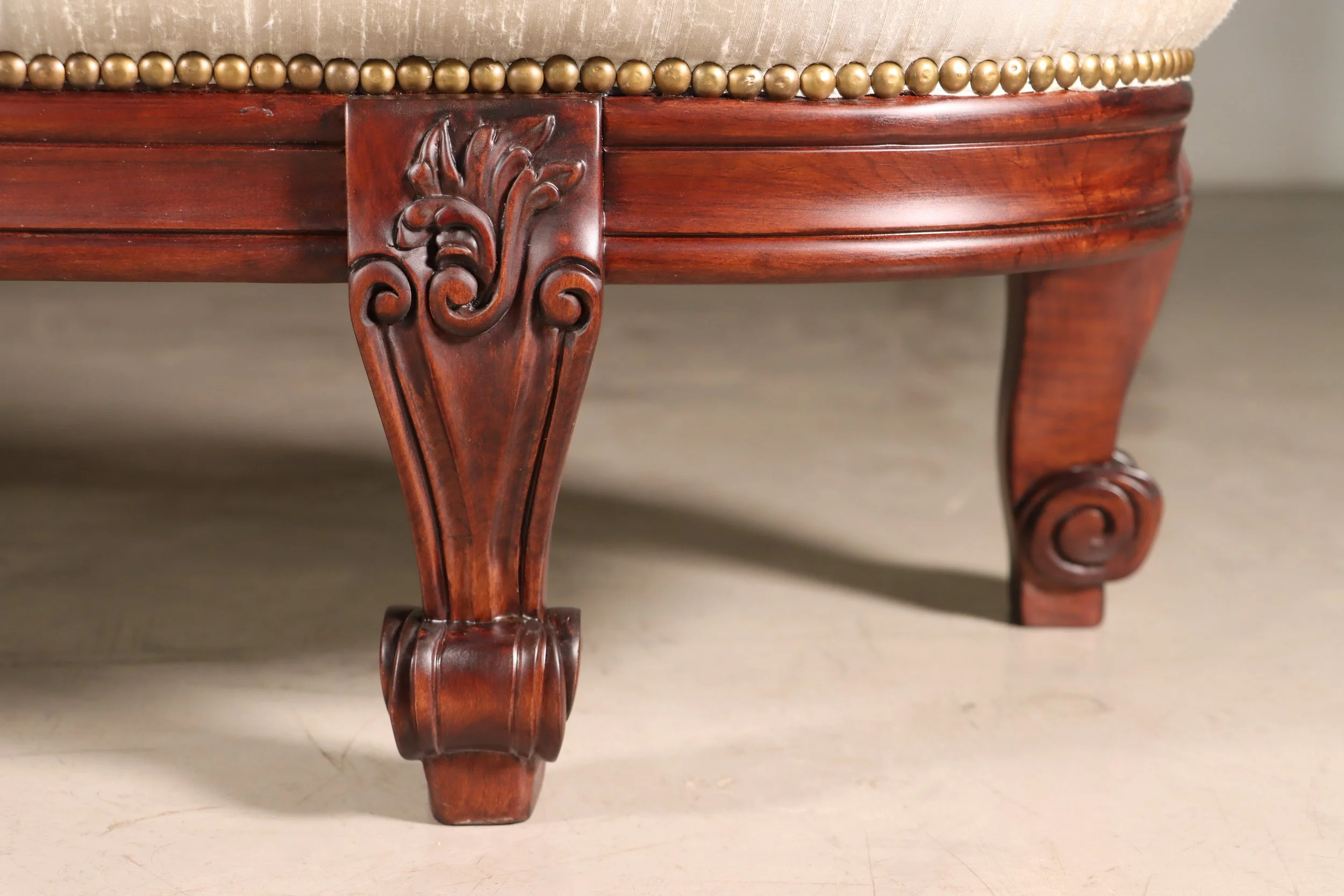 09 Louis XV Bed in Cherry by Costantini.JPG