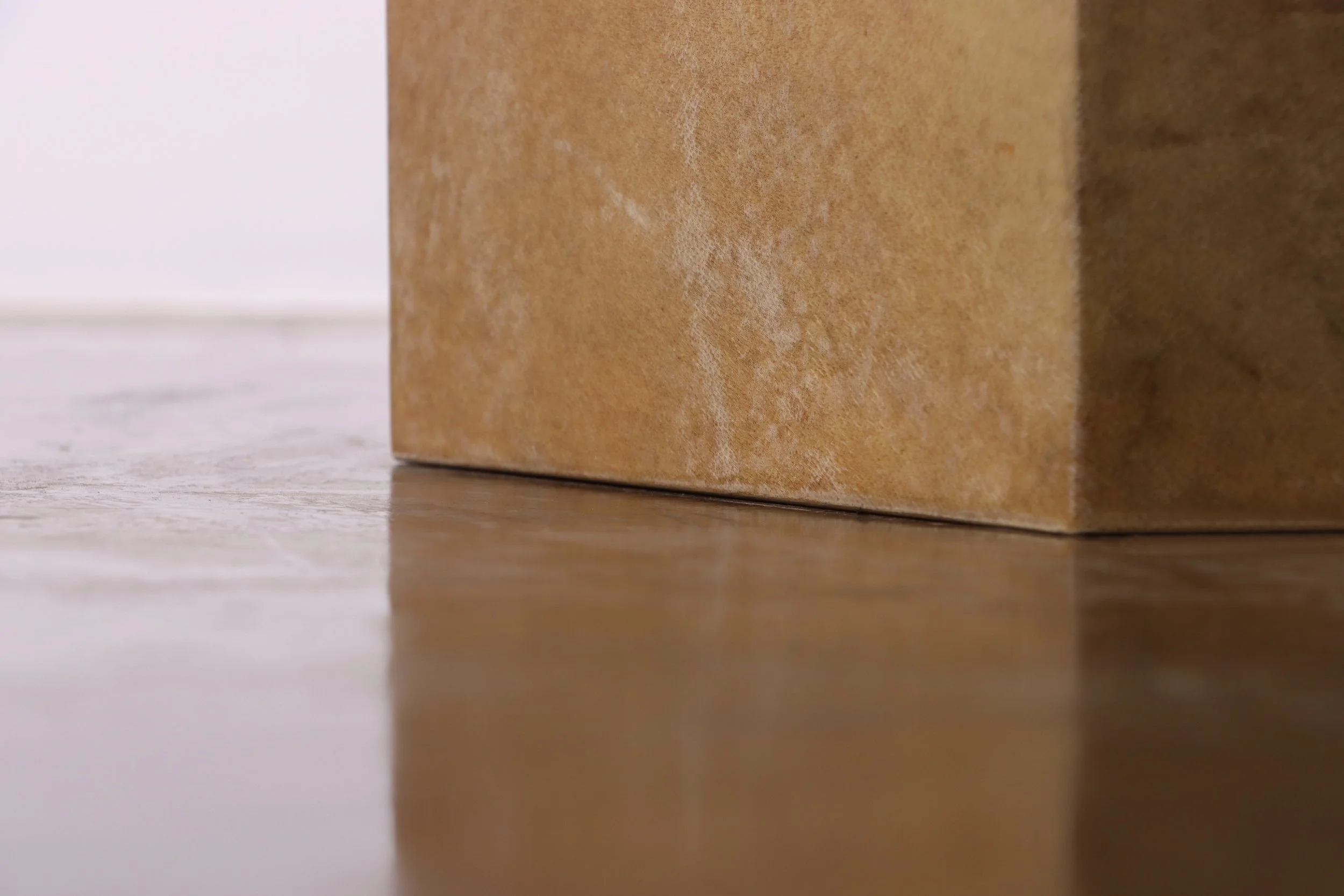 Pergamino Hex Caramel Alto By Costantini 07.JPG