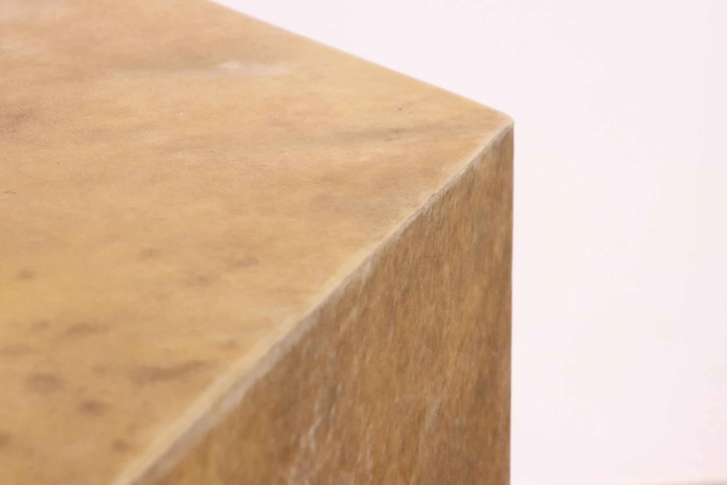 Pergamino Hex Caramel by Costantini 06.jpg