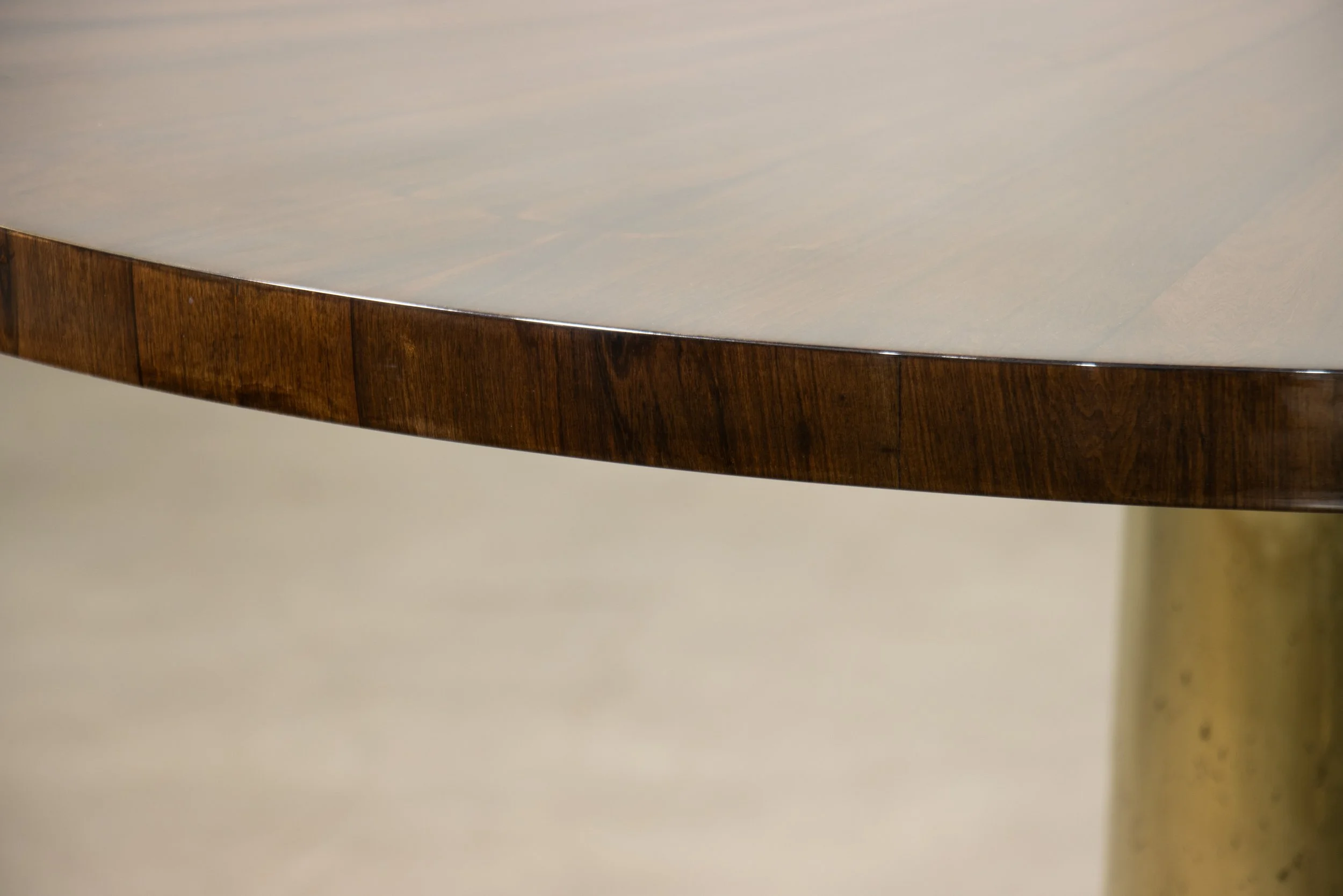 Benino Round Table by Costantini 04.JPG