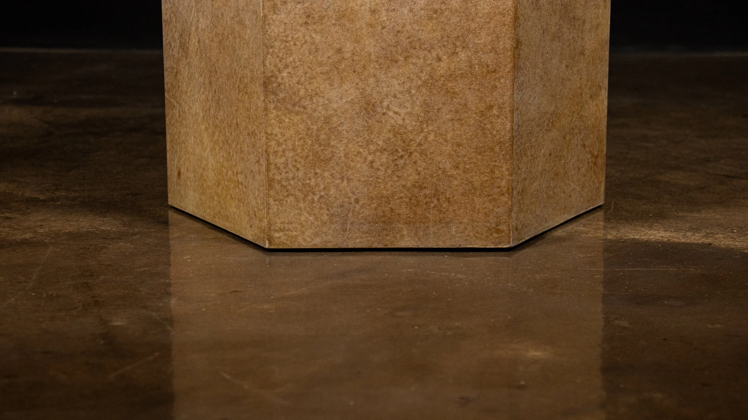 Pergamino Hex chico caramel 240911_01 by Costantini 04.JPG