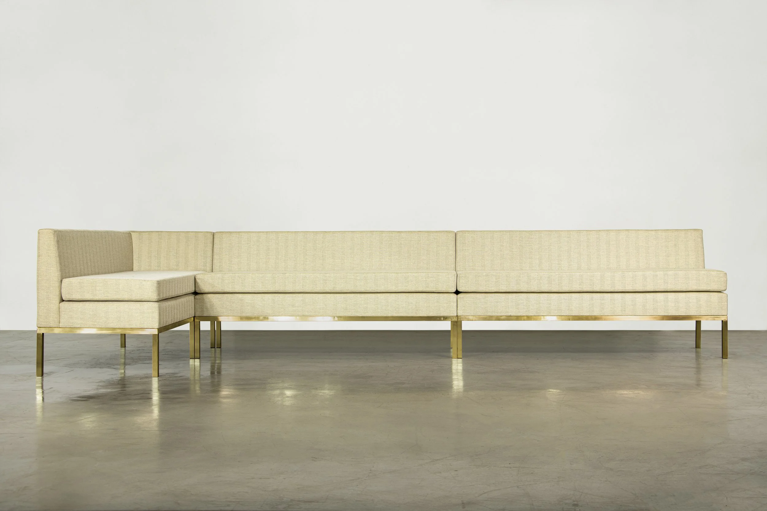 Ciro Customizable Banquette by Costantini 01.jpg