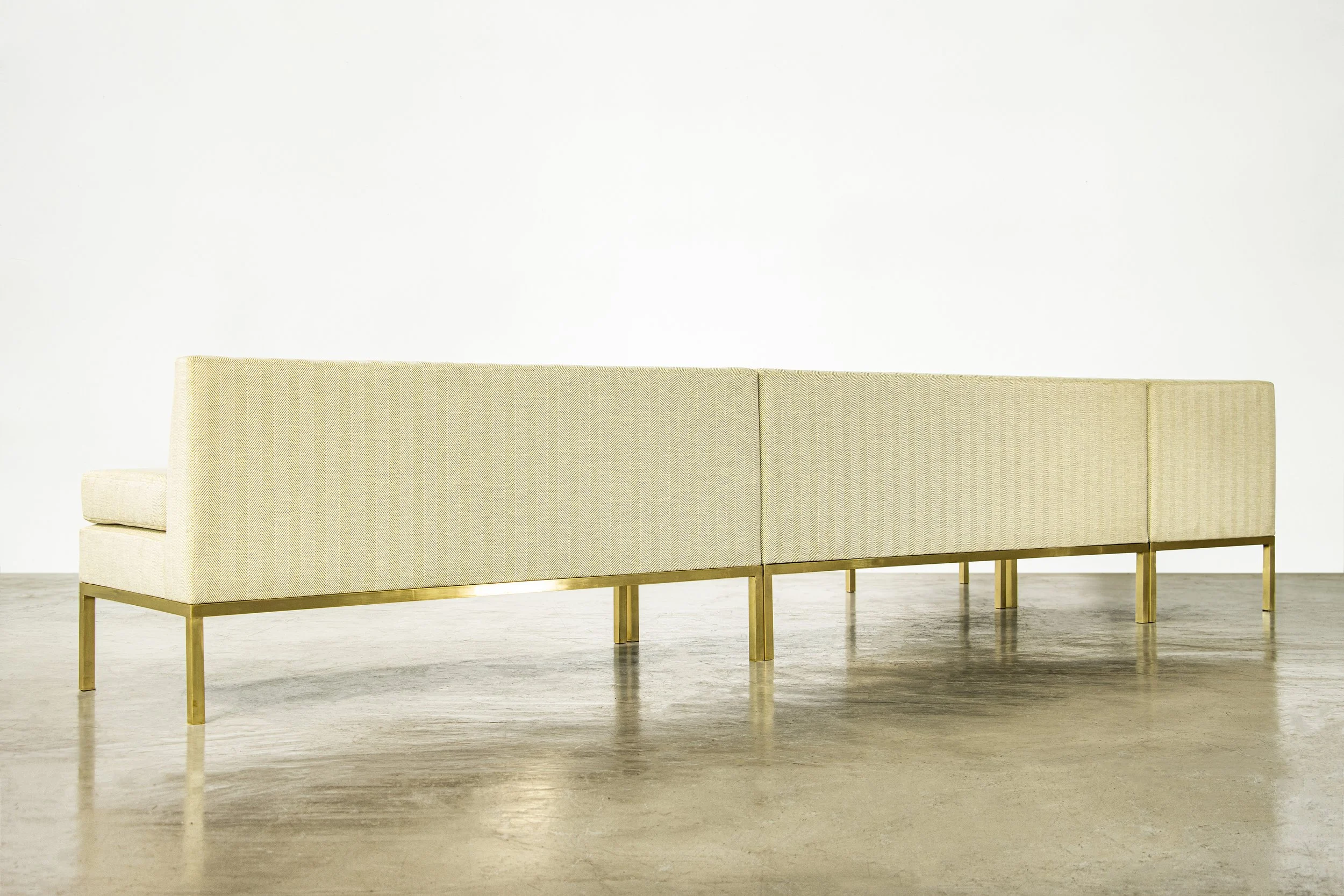 Ciro Customizable Banquette by Costantini 06.jpg